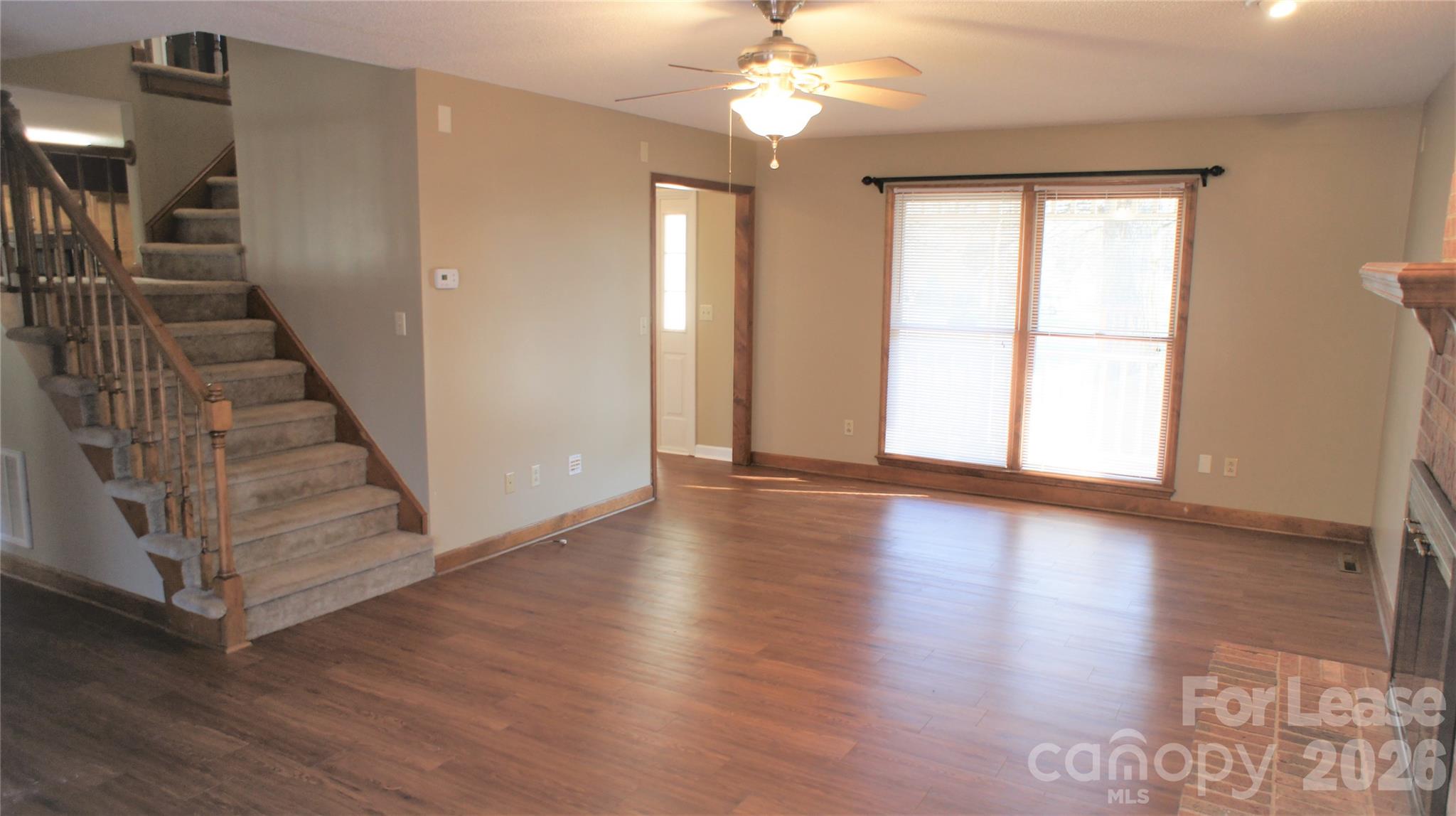 2308 Heathershire Lane Property Photo 7