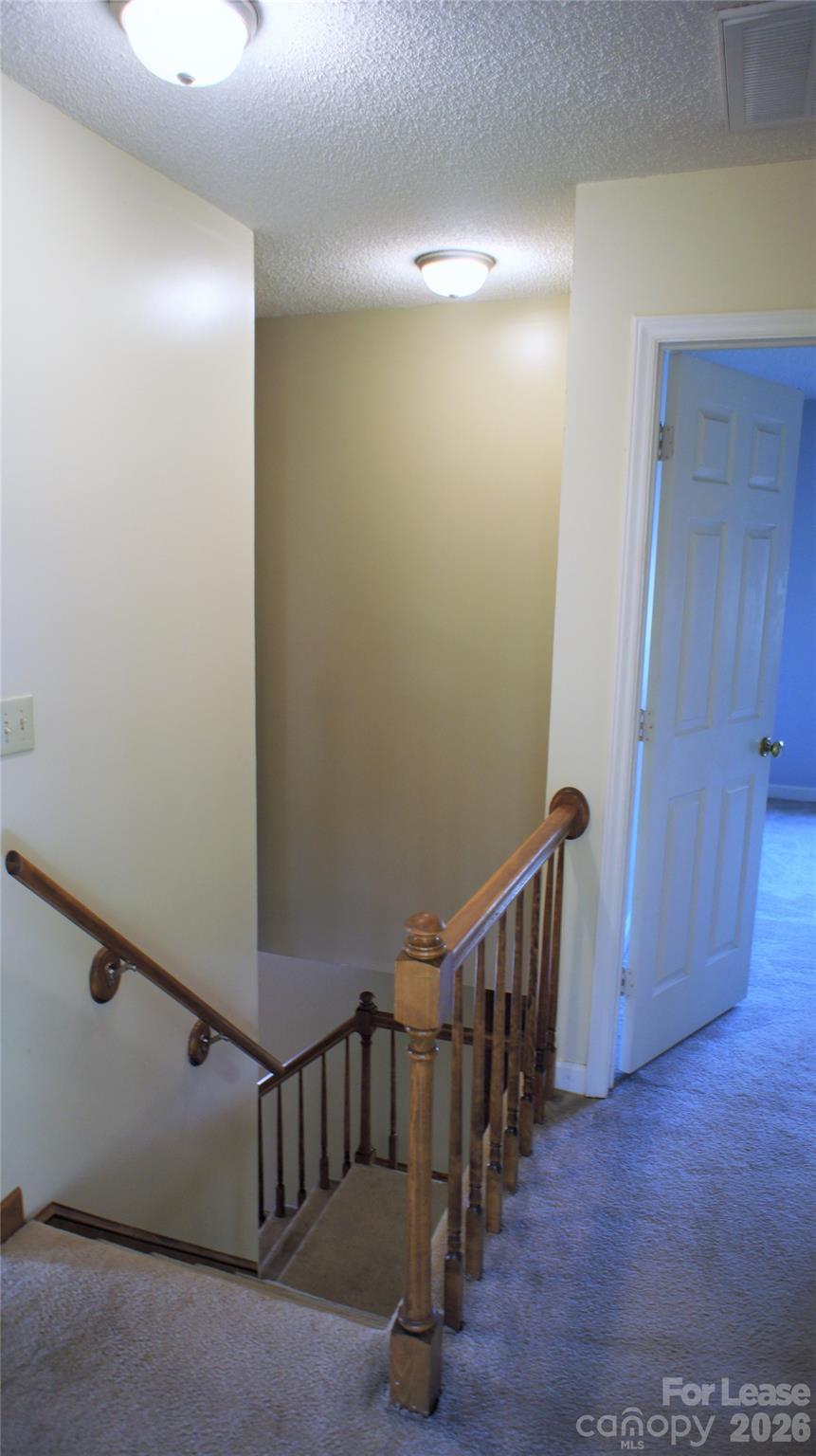 2308 Heathershire Lane Property Photo 16