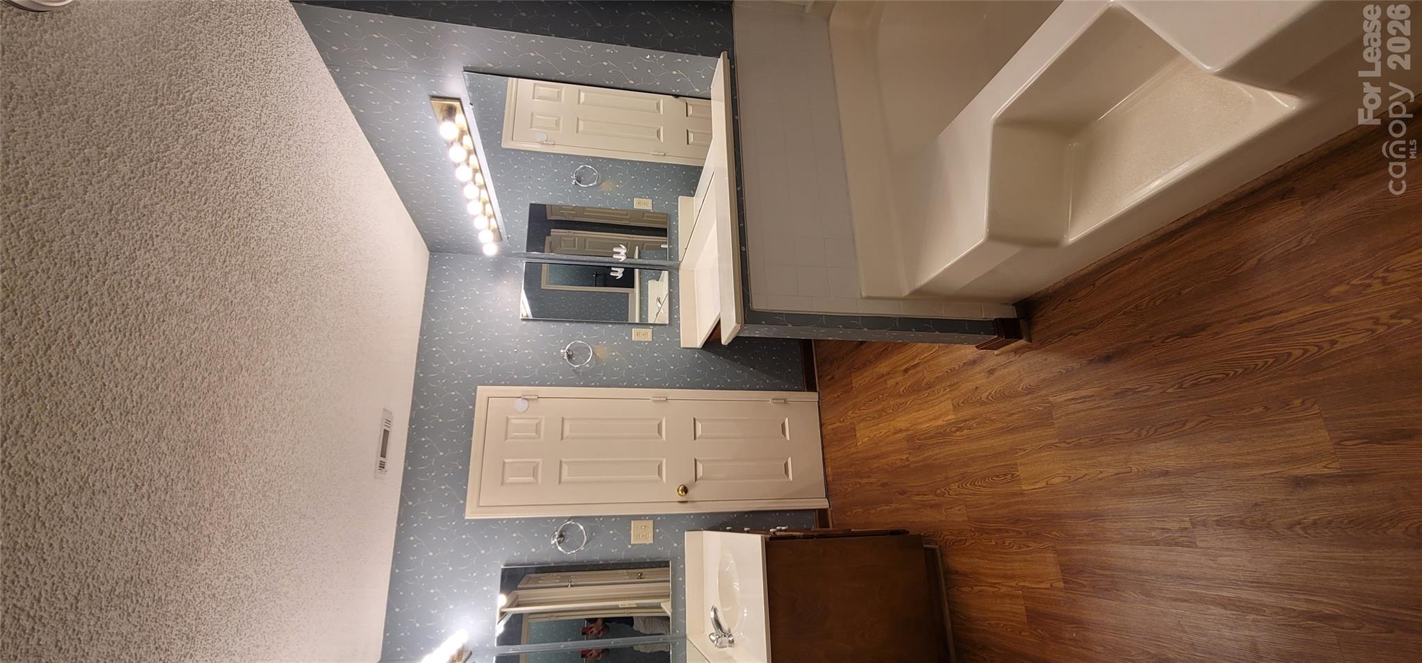 2308 Heathershire Lane Property Photo 21