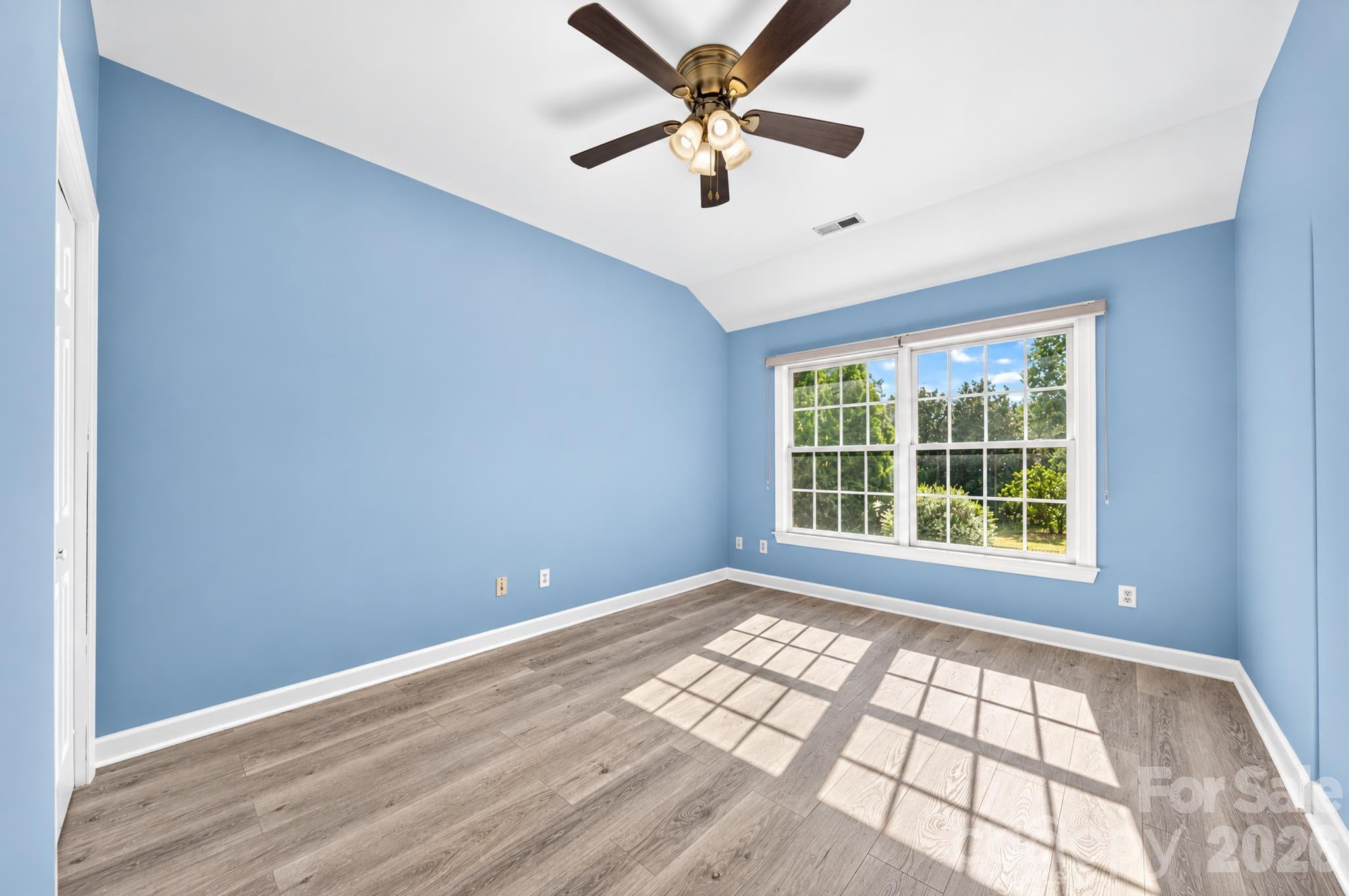 11528 Essex Fells Drive Property Photo 32