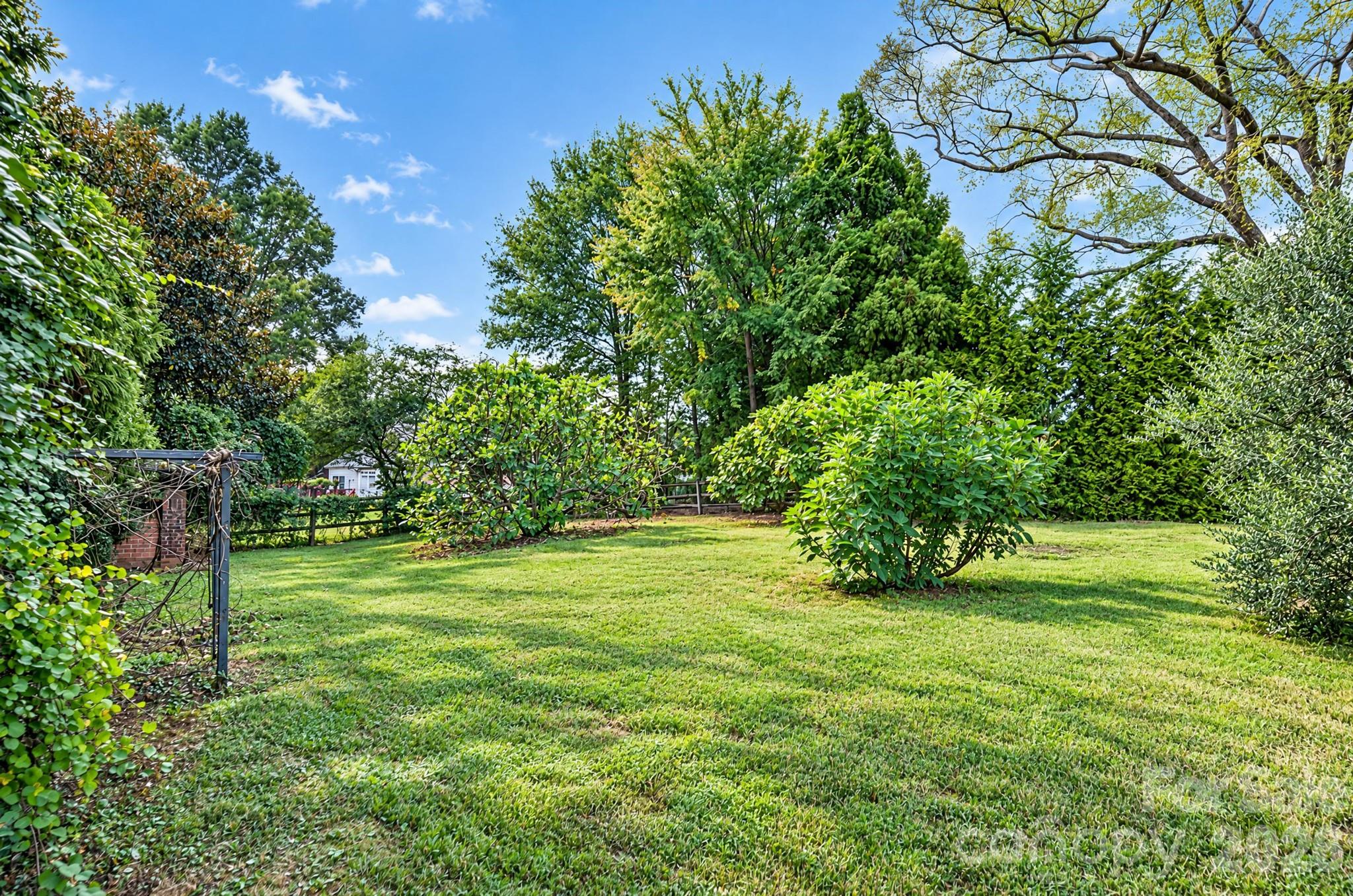 11528 Essex Fells Drive Property Photo 37