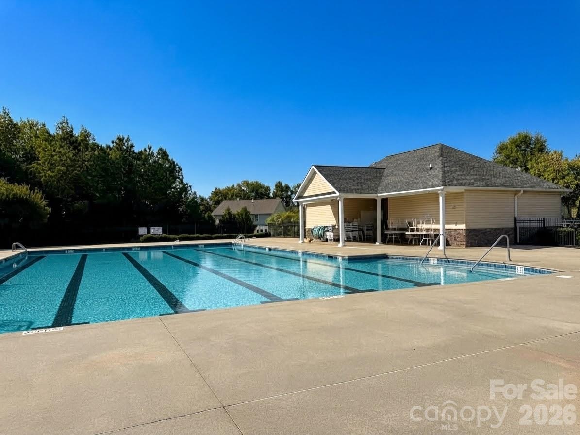 2030 Pine Siskin Court Property Photo 13