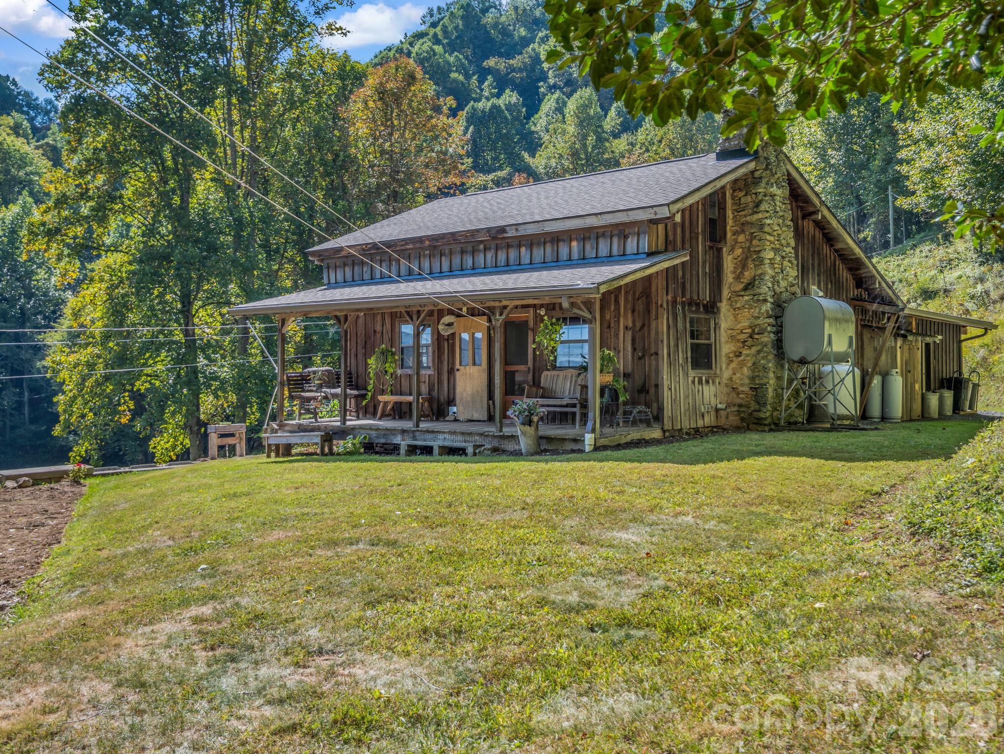 765 Hawk Ridge Lane Property Photo 1