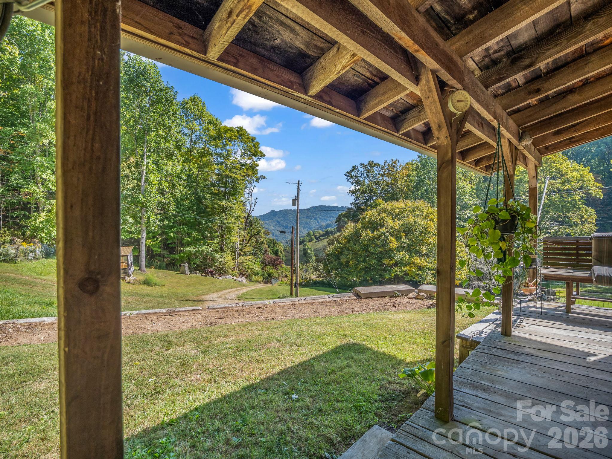 765 Hawk Ridge Lane Property Photo 6