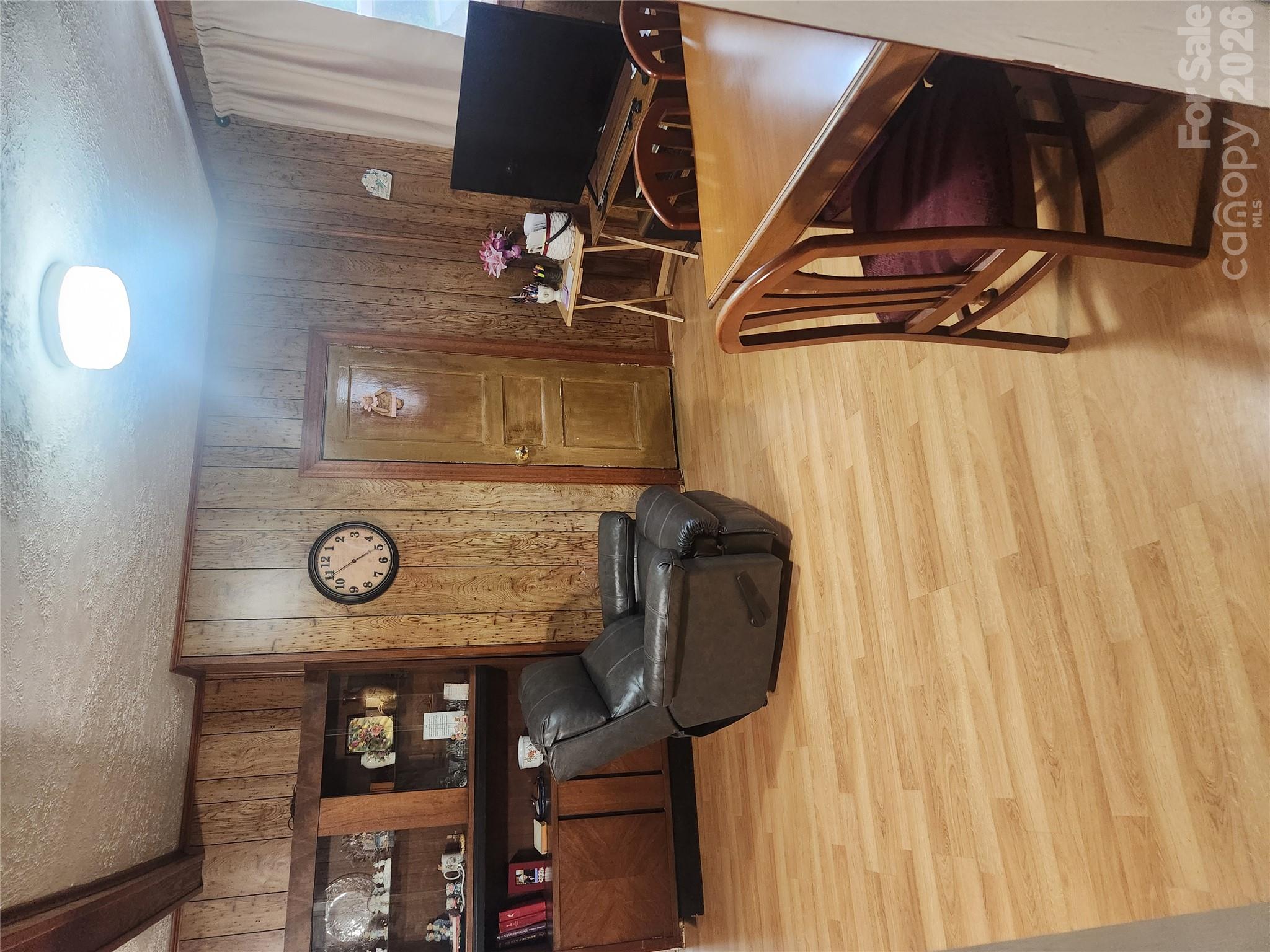 1327 21st Street Street 5-6/a Property Photo 15