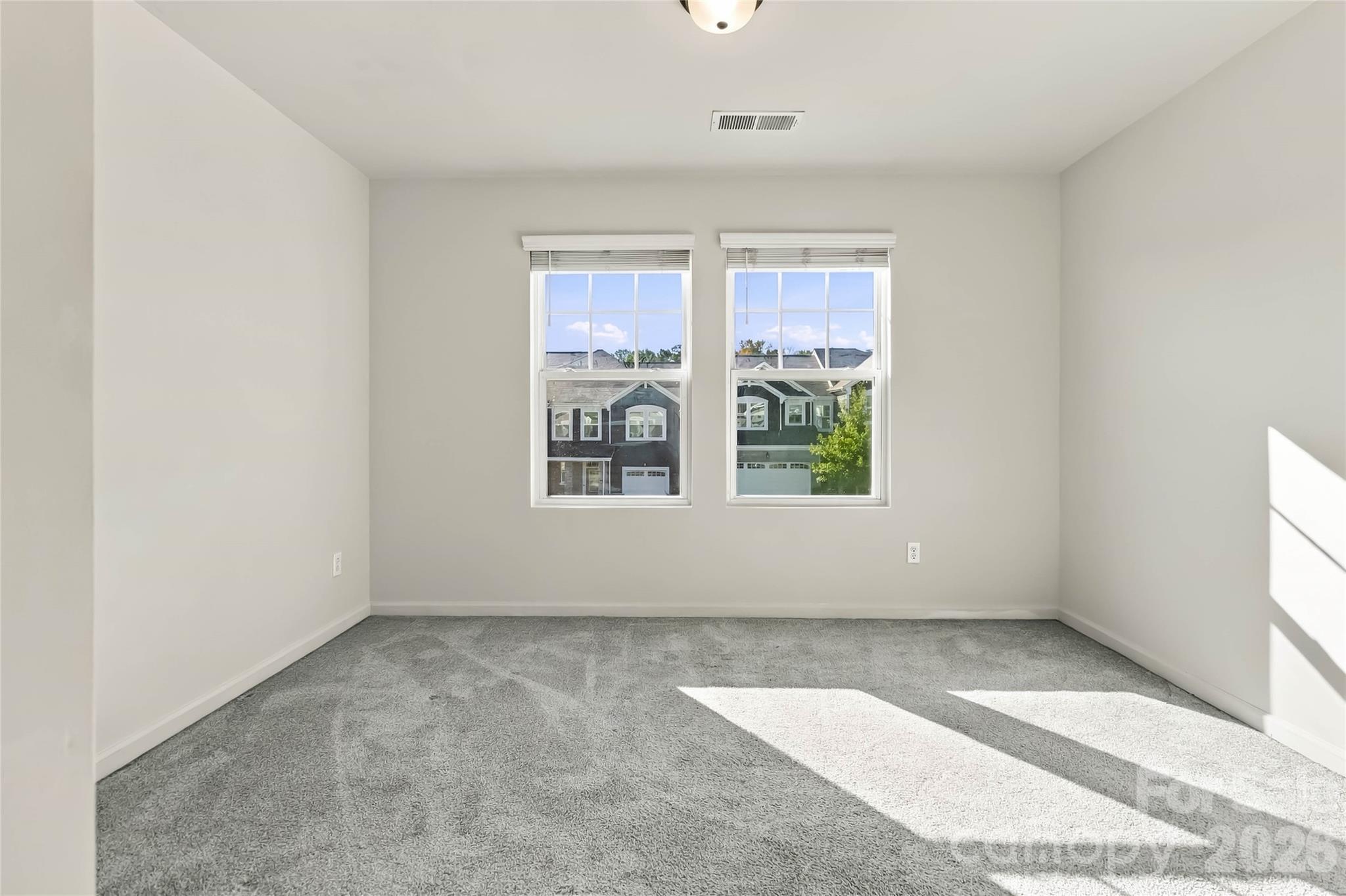 15640 Little Bluestem Street Property Photo 33