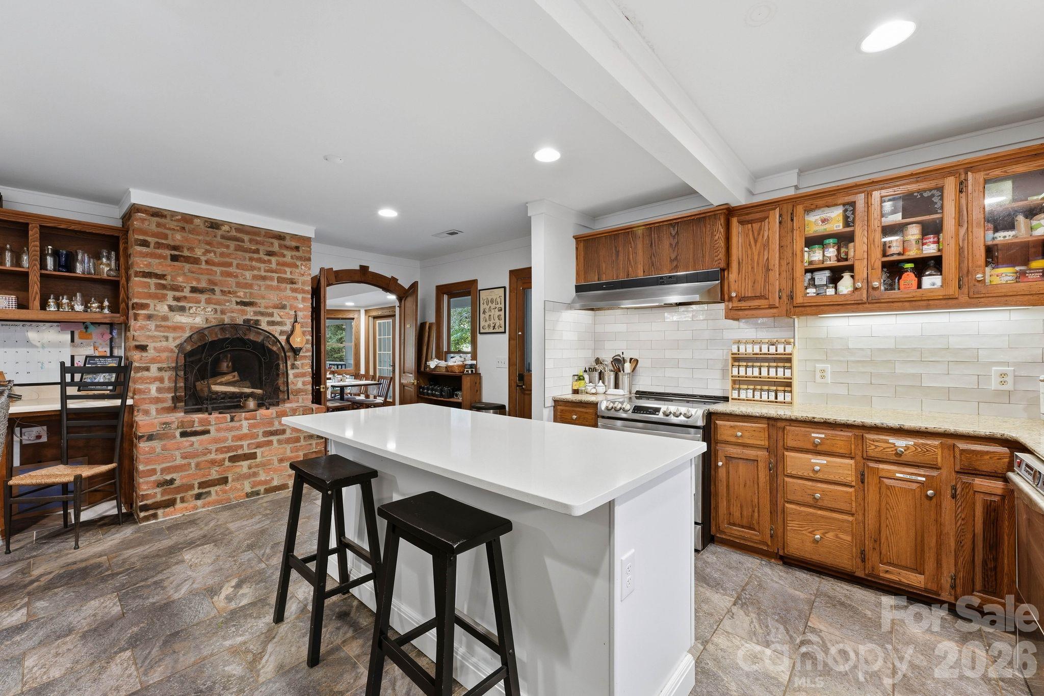 404 Old Bristol Road Property Photo 17