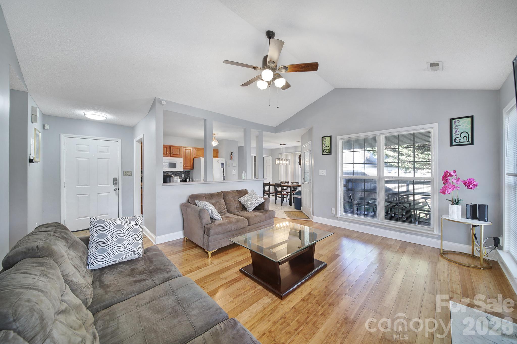 713 Pesca Lane Property Photo 10