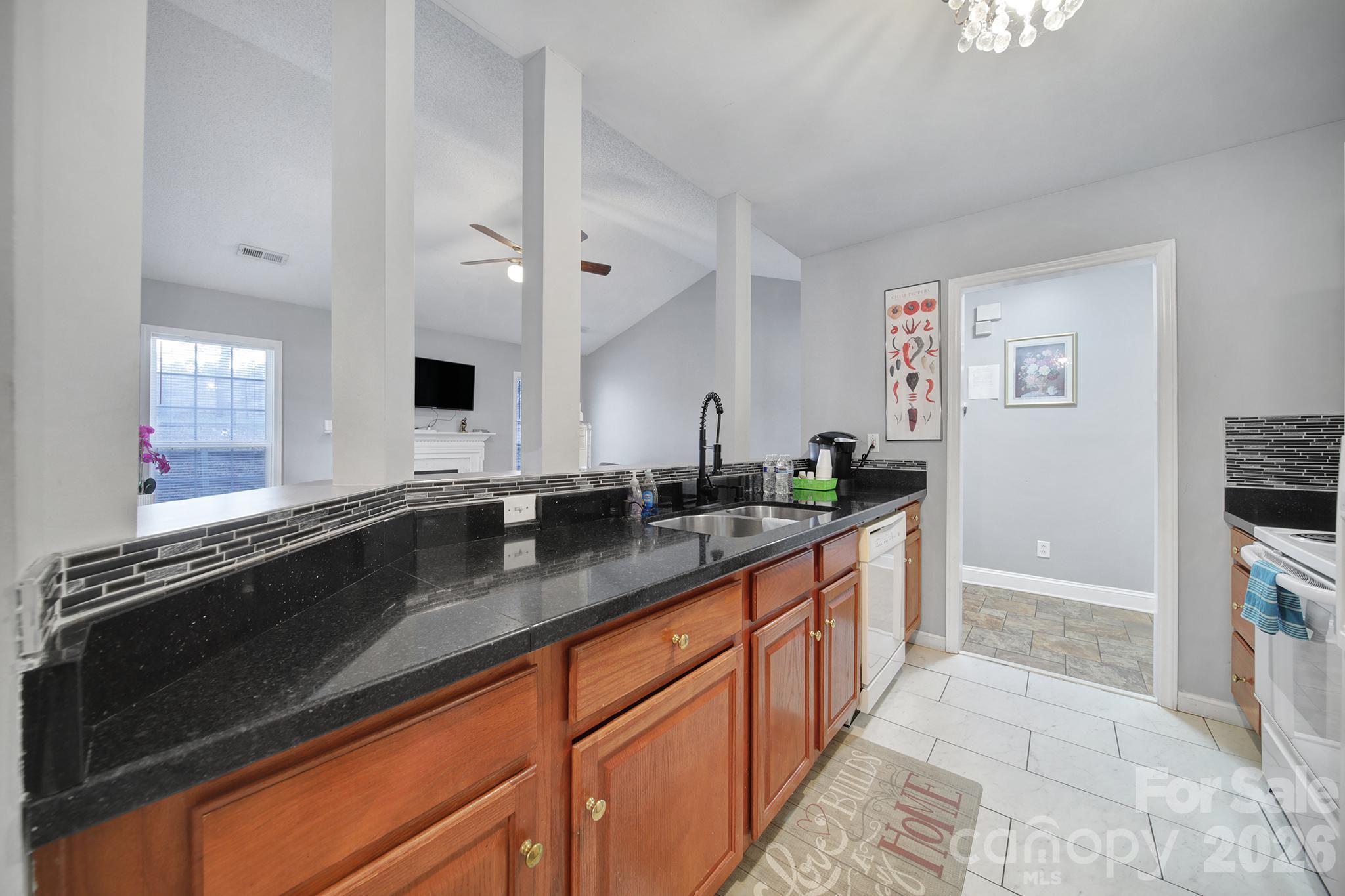 713 Pesca Lane Property Photo 28