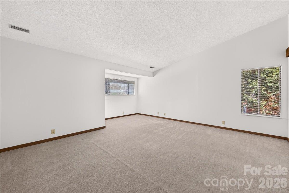 6133 Rhone Drive Property Photo 15