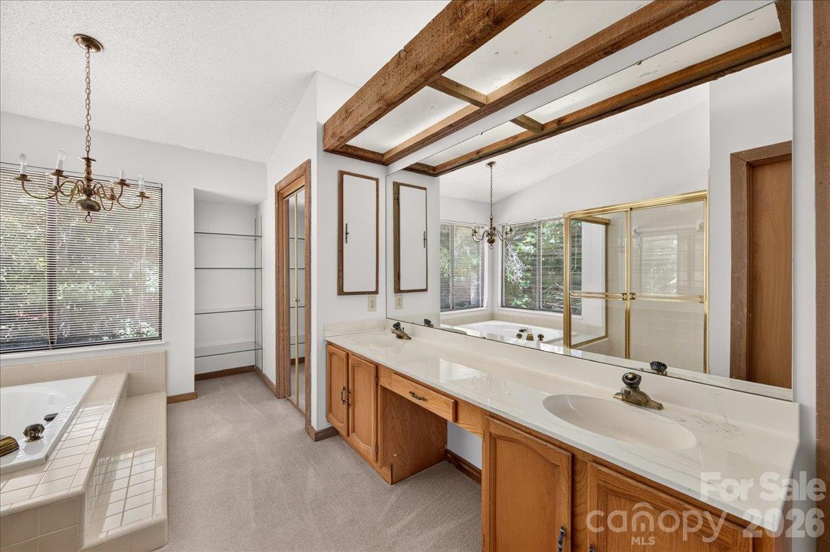 6133 Rhone Drive Property Photo 17