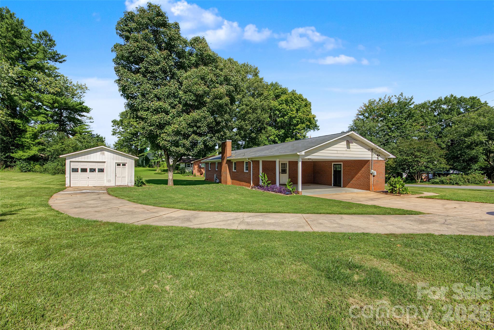 517 N Carolina Avenue Property Photo 3