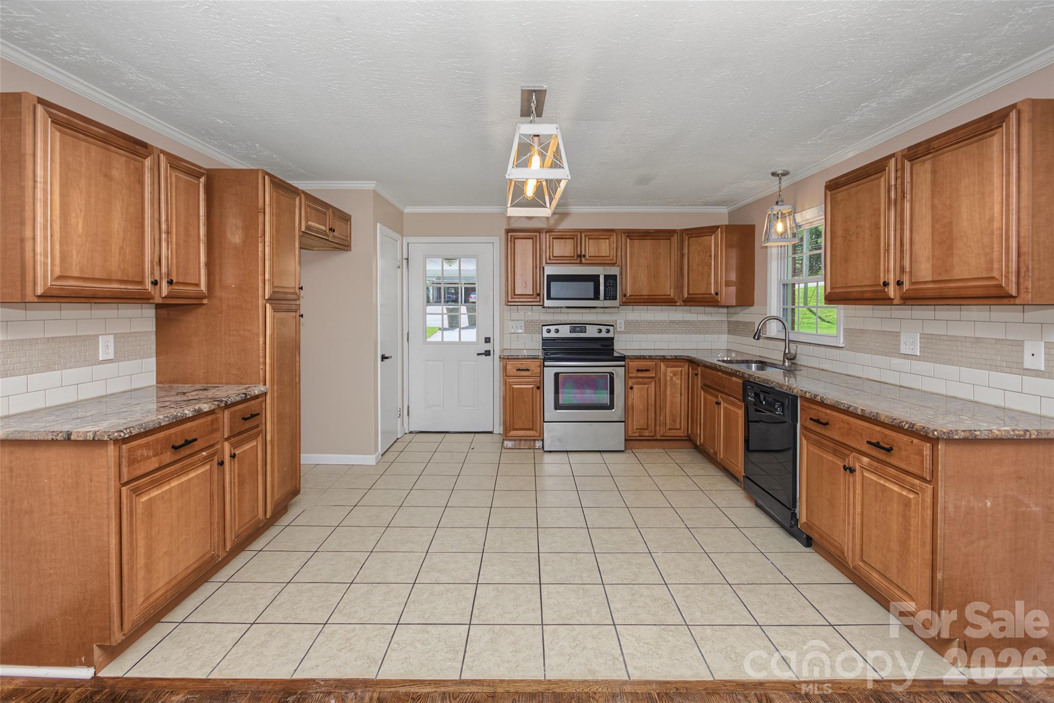 517 N Carolina Avenue Property Photo 4