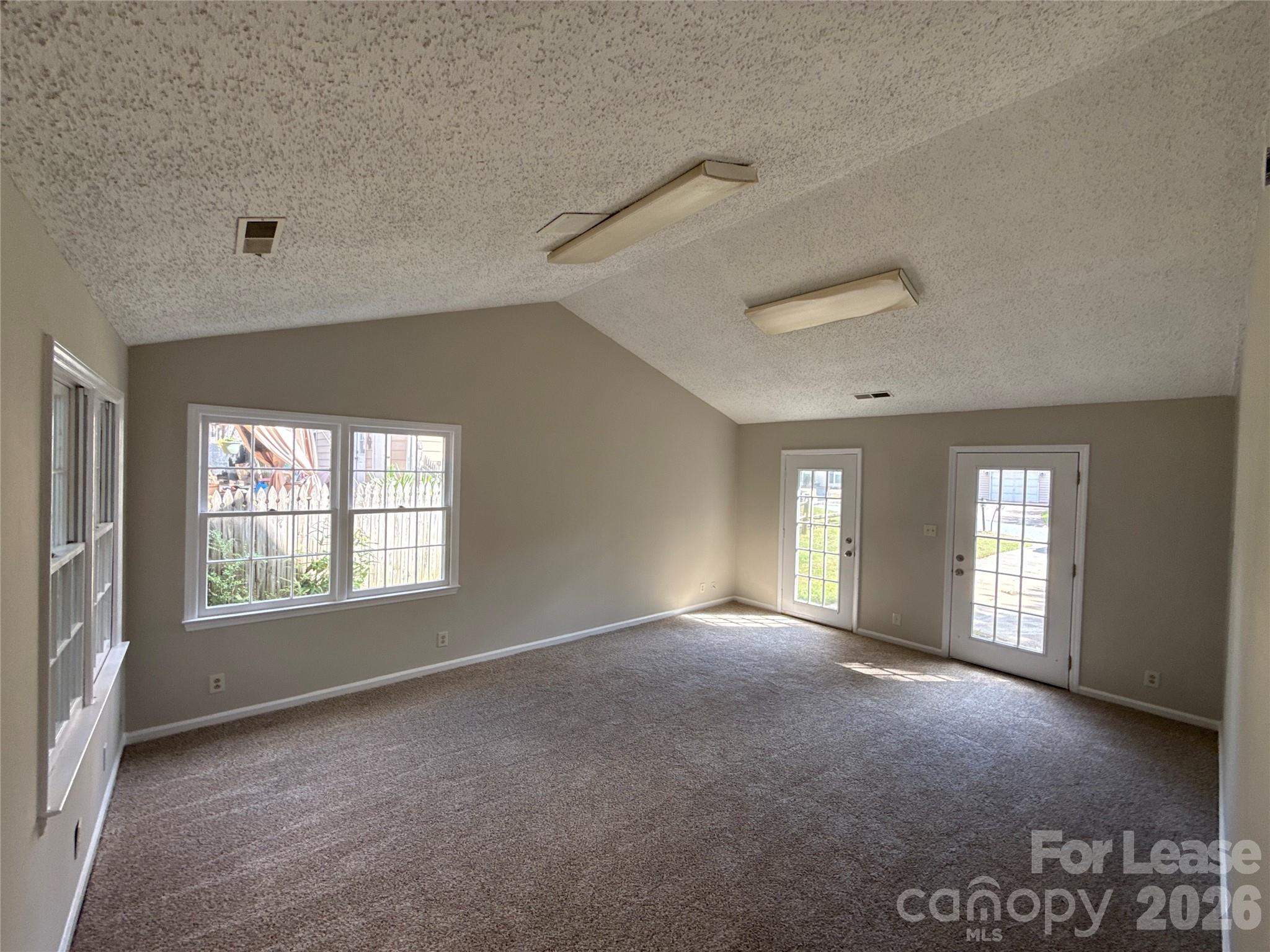 3505 Fortis Lane Property Photo 10