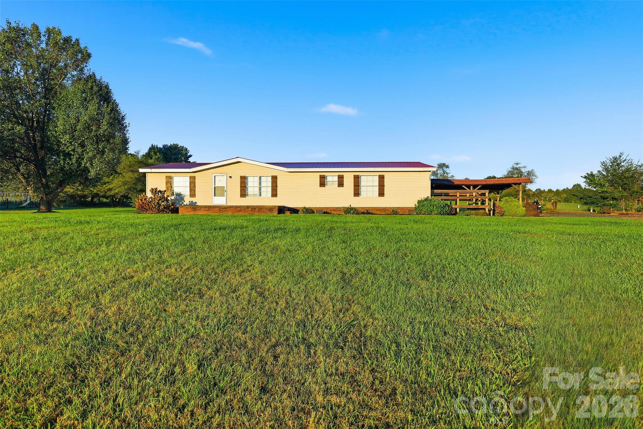 127 White Plains Road Property Photo 4
