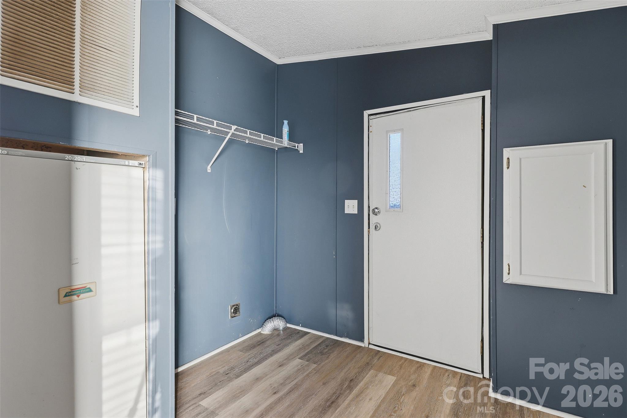 127 White Plains Road Property Photo 6