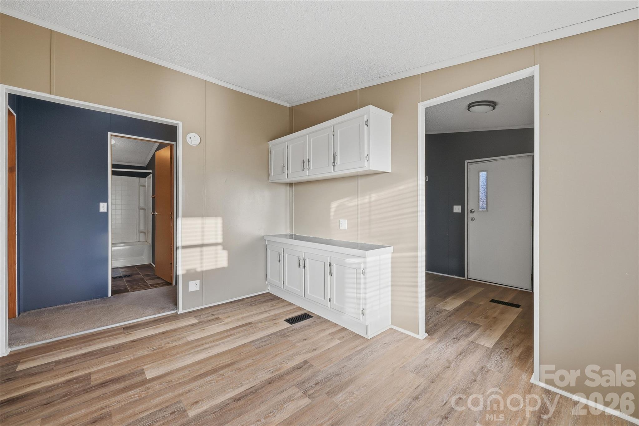 127 White Plains Road Property Photo 7