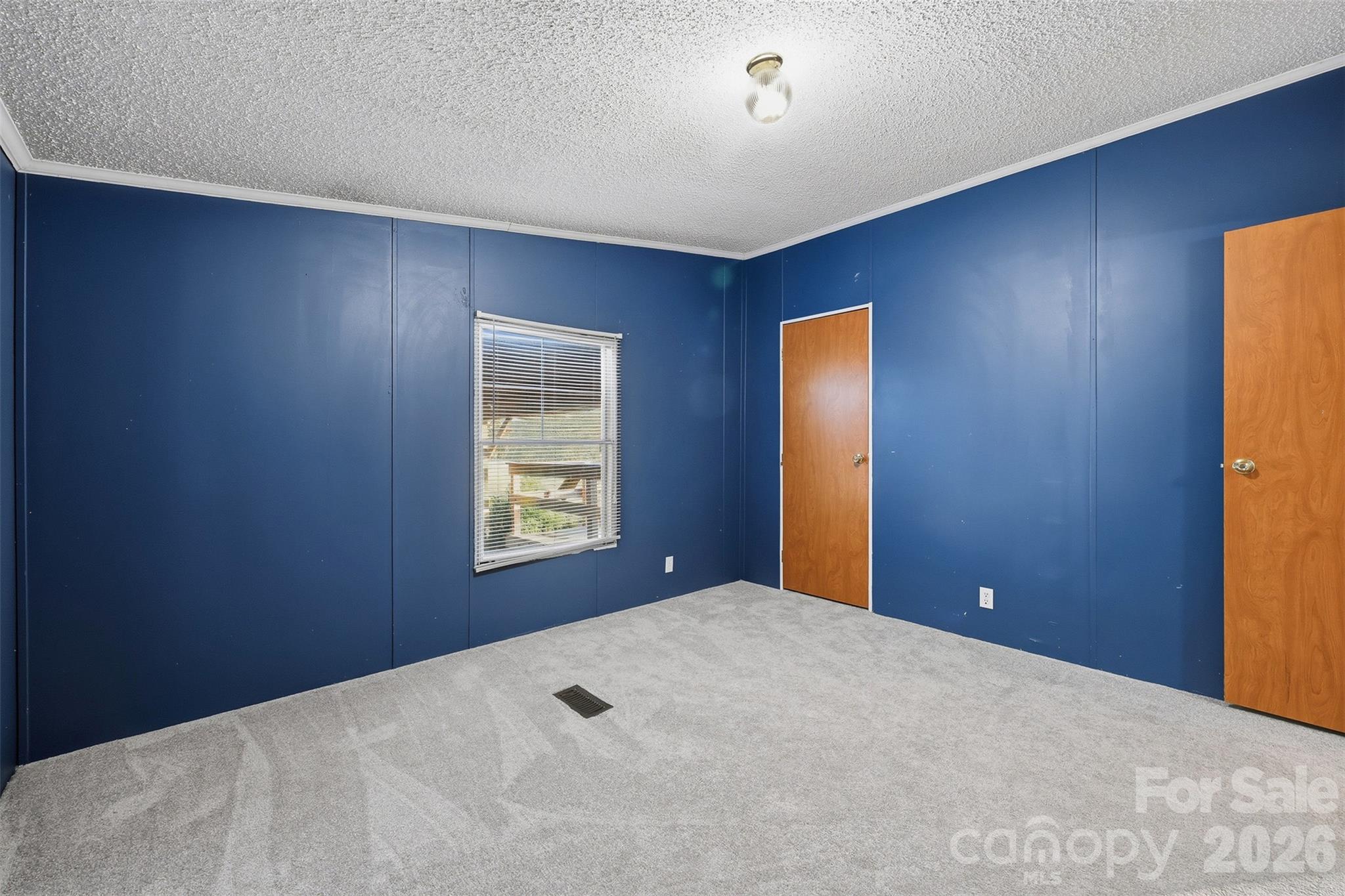 127 White Plains Road Property Photo 17