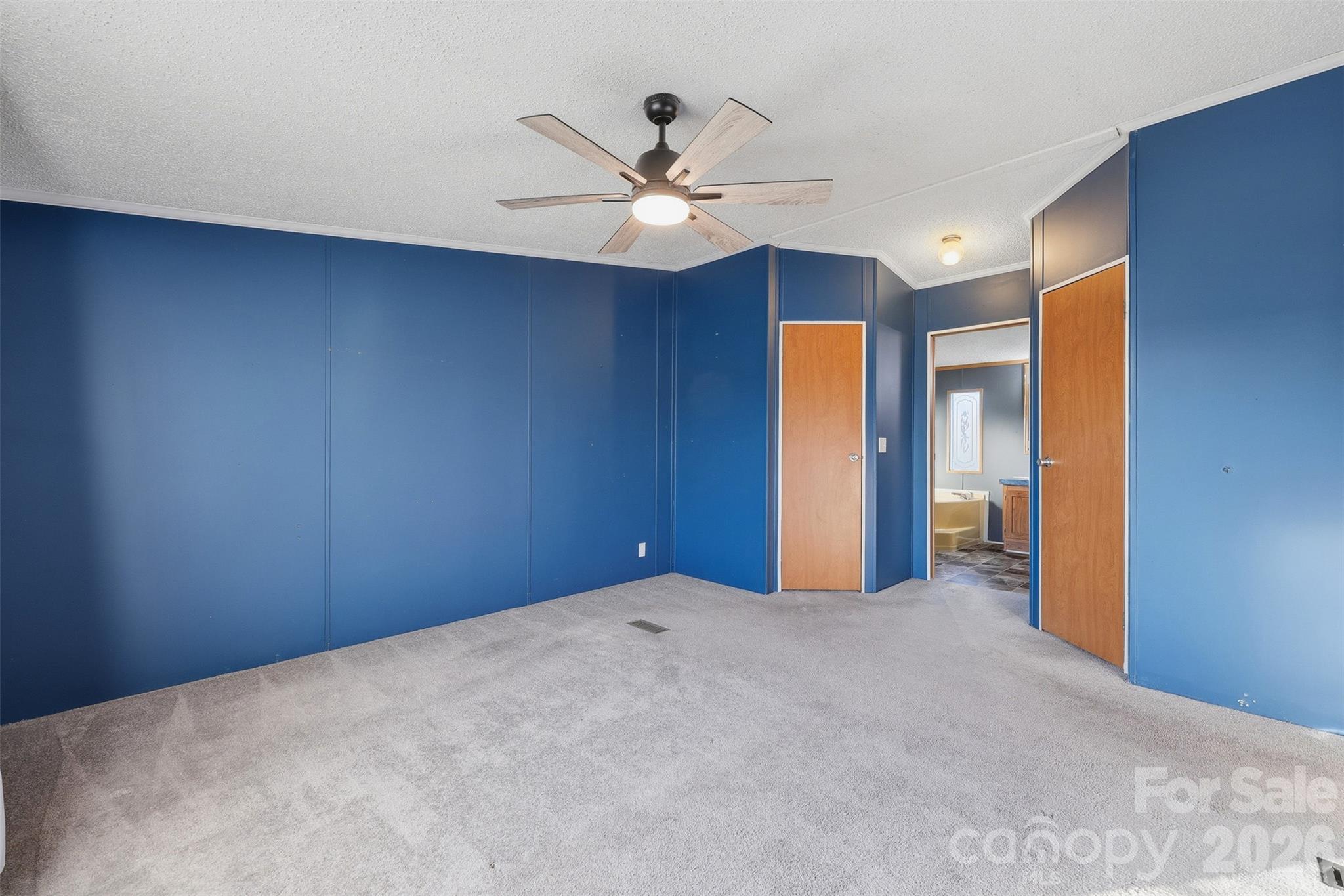 127 White Plains Road Property Photo 24