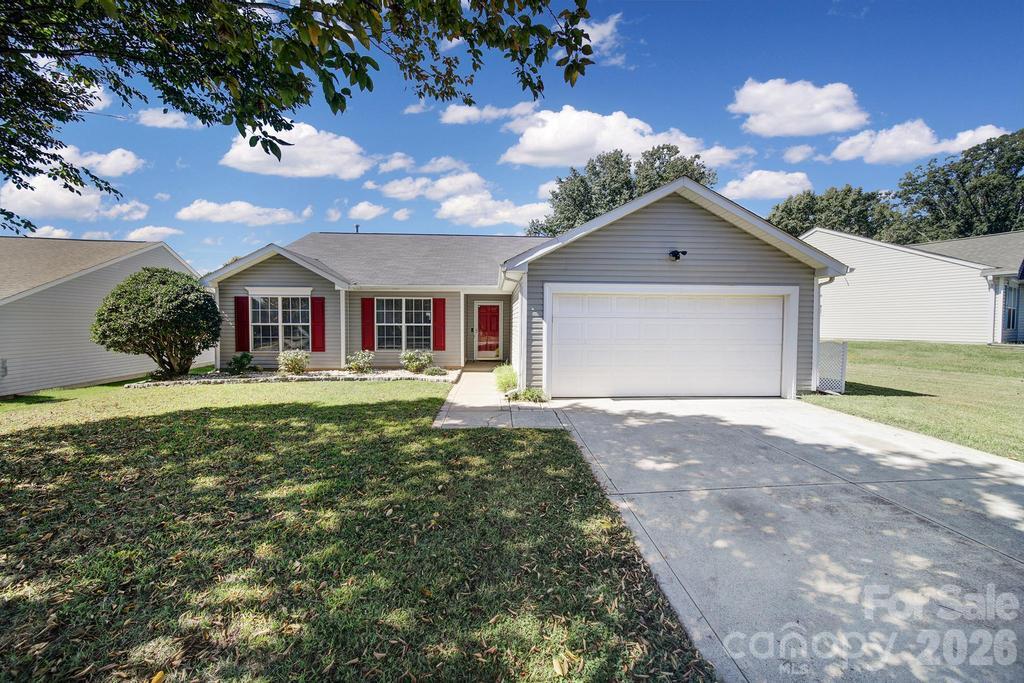 137 Bosburg Drive Property Photo 1
