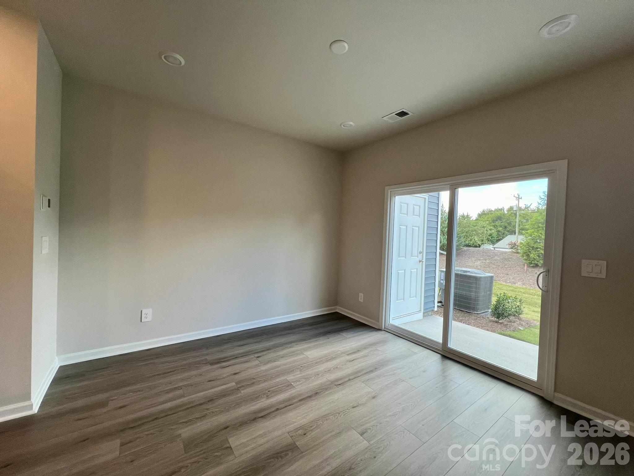3690 Backwater Street Property Photo 6