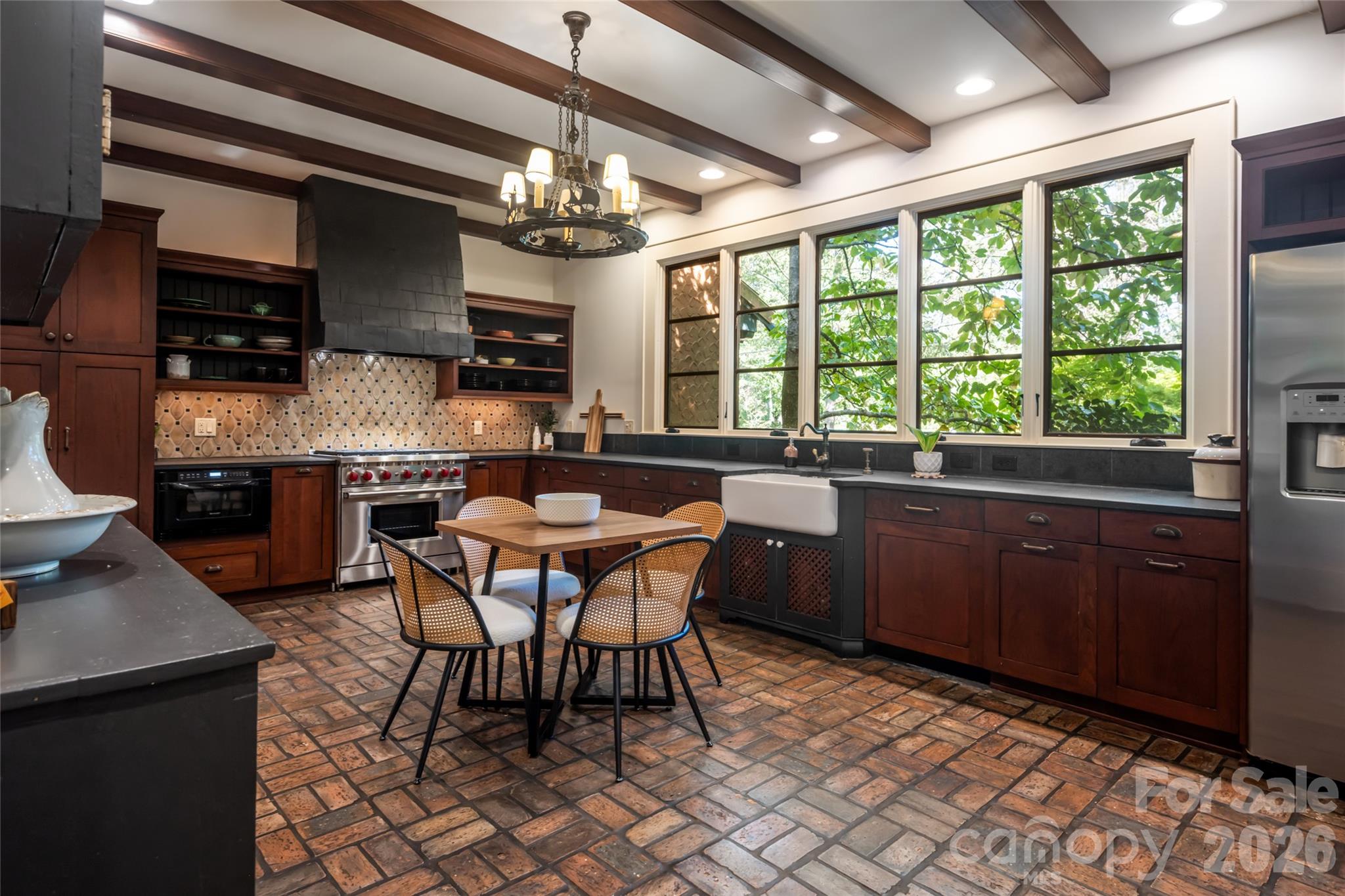 26 Sheridan Road Property Photo 19