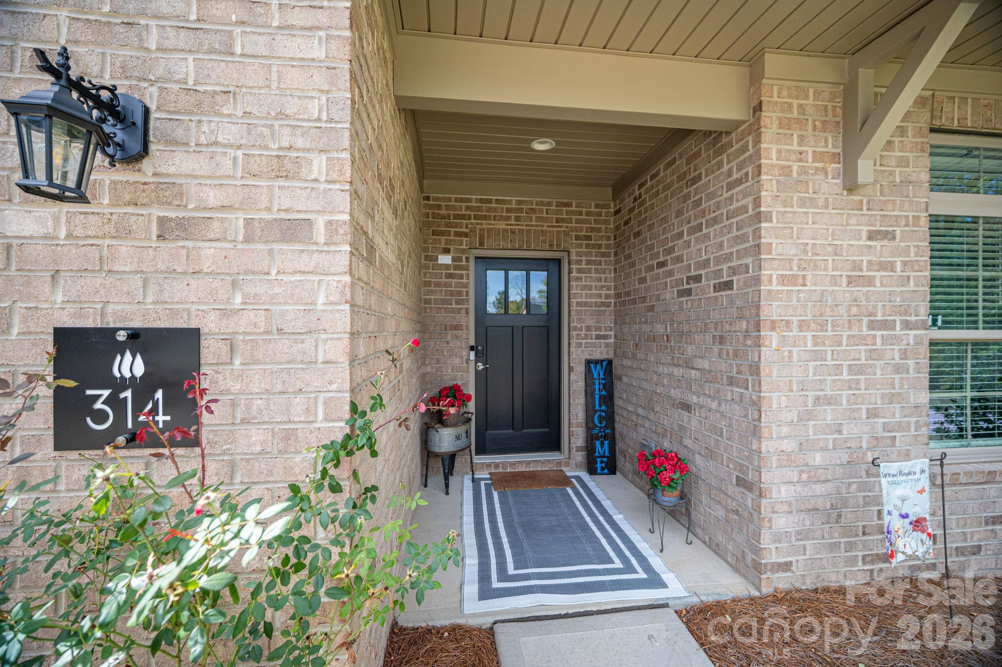314 Lifestyle Court Property Photo 3