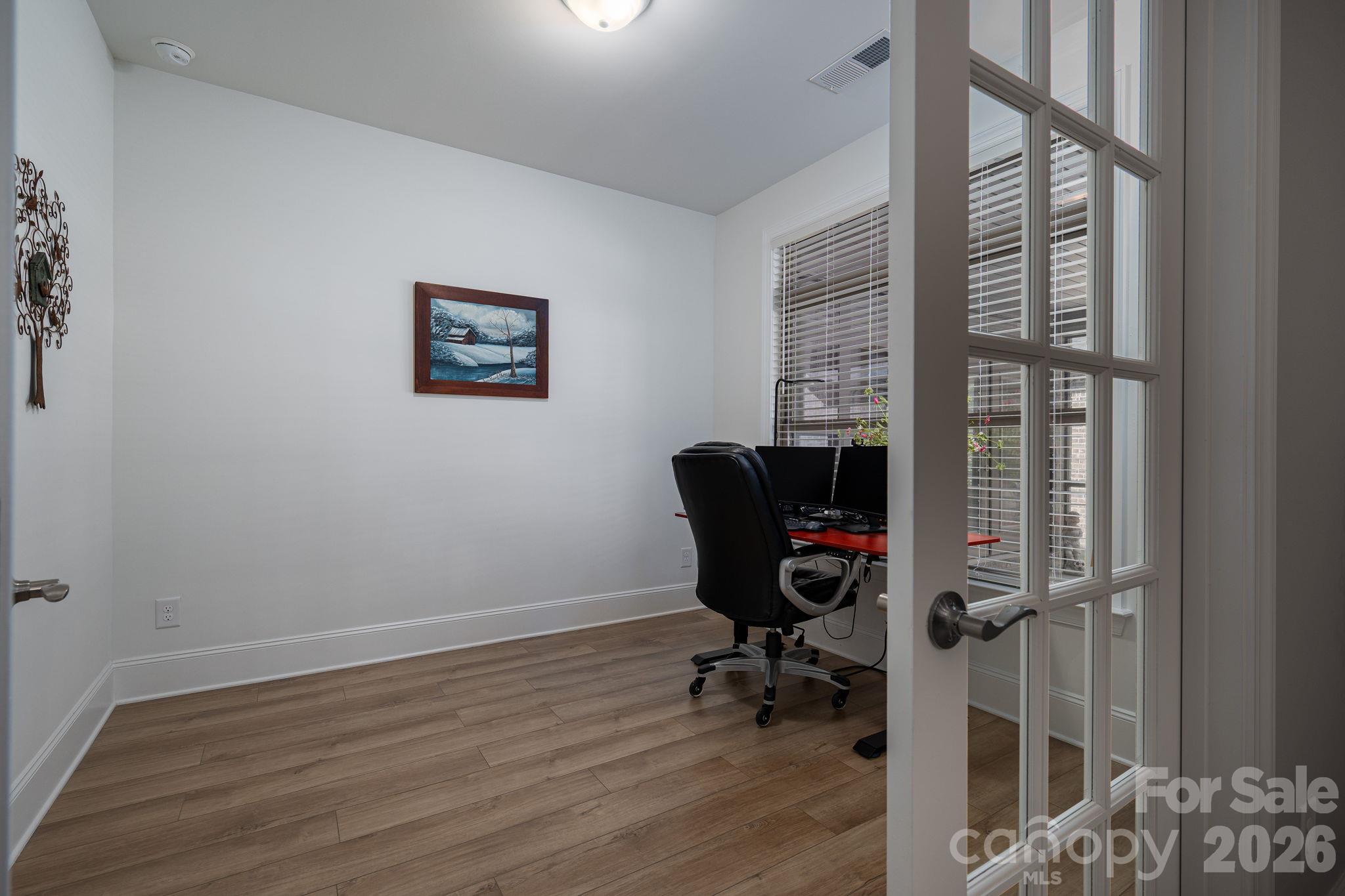 314 Lifestyle Court Property Photo 24