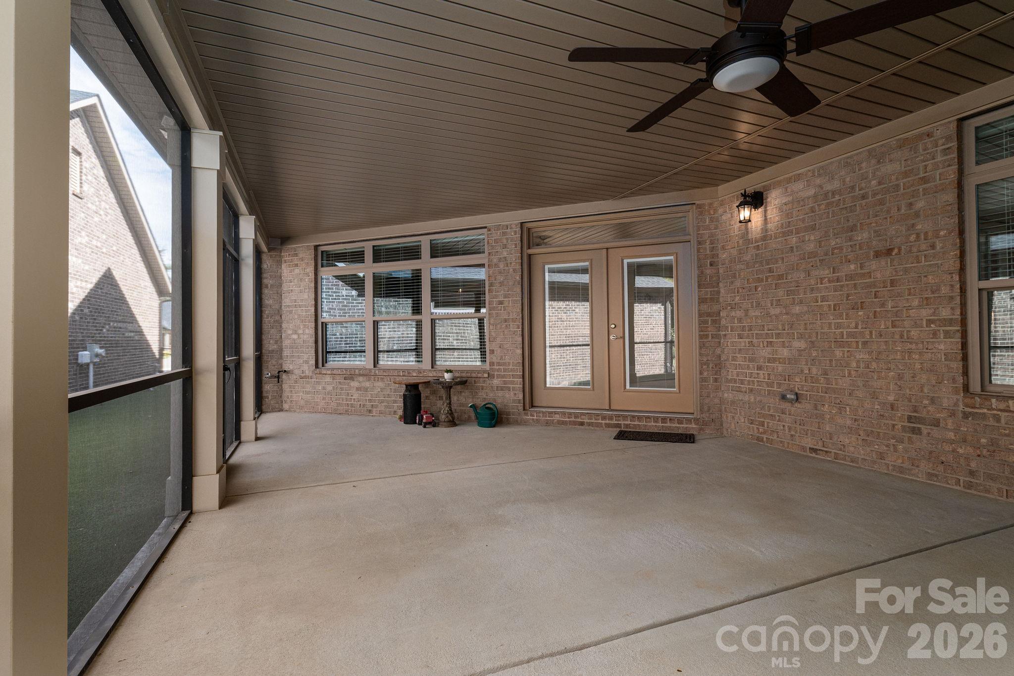 314 Lifestyle Court Property Photo 29