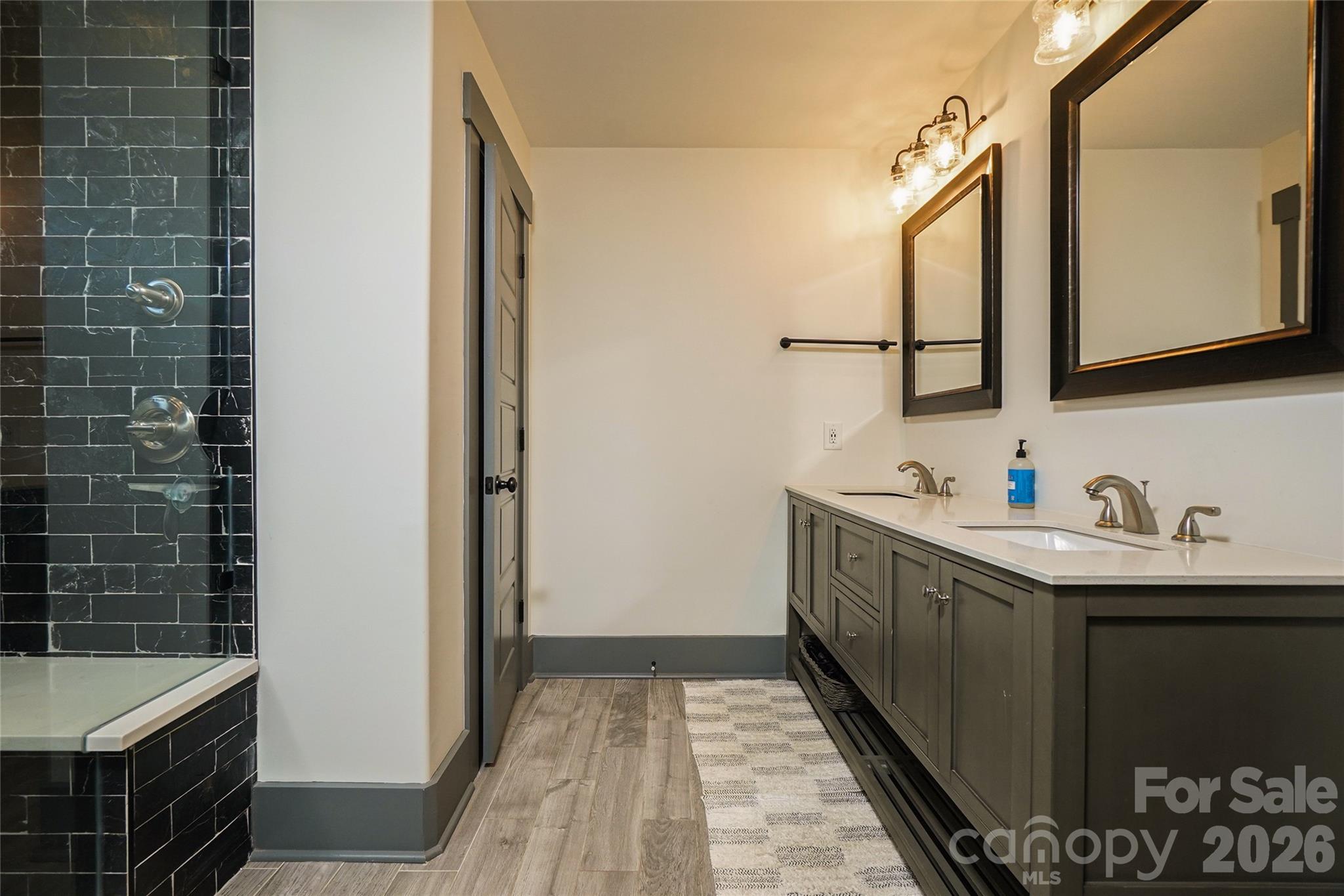 1216 Effingham Road Property Photo 32