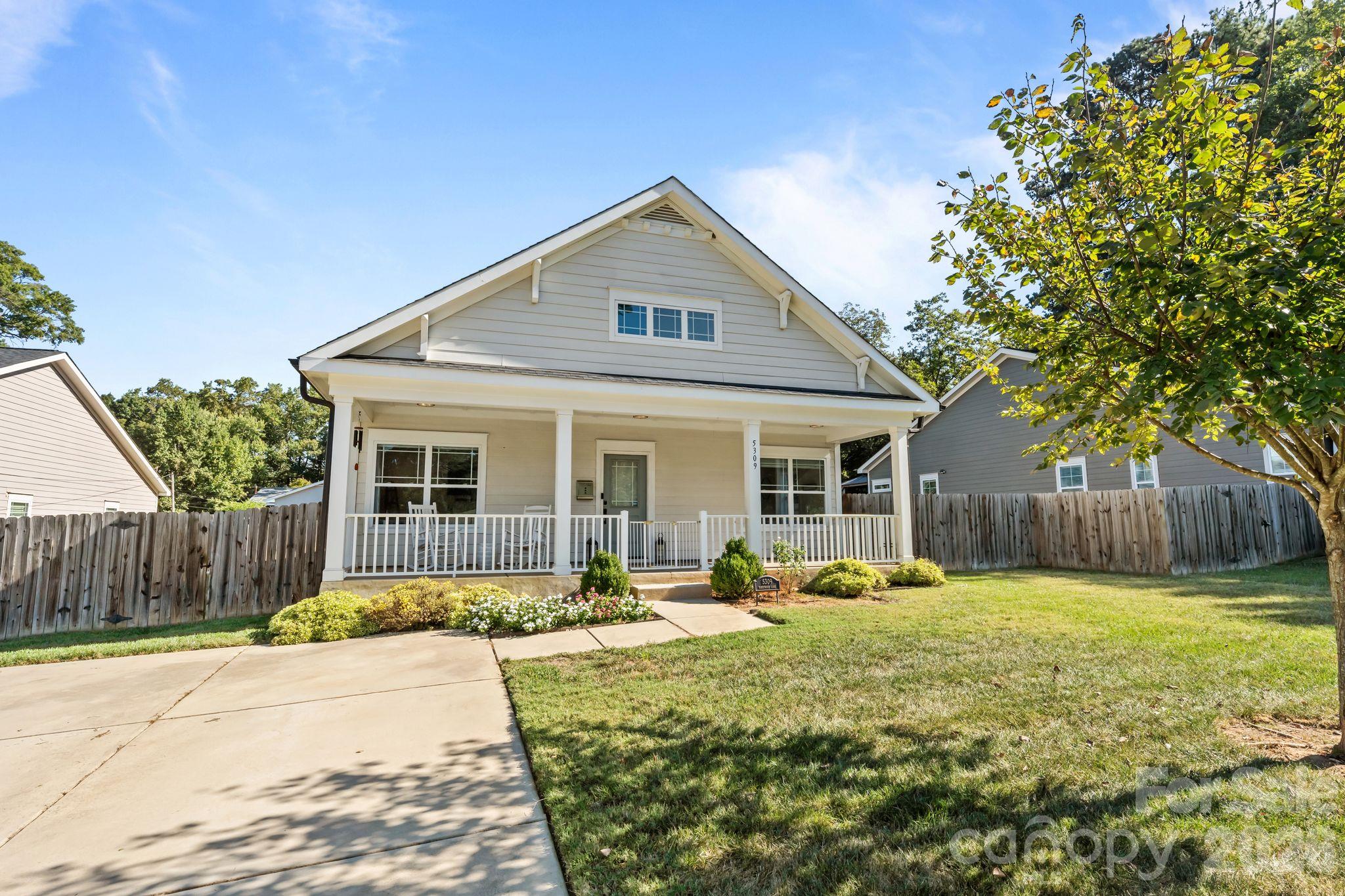 5309 Tarrywood Lane Property Photo 1