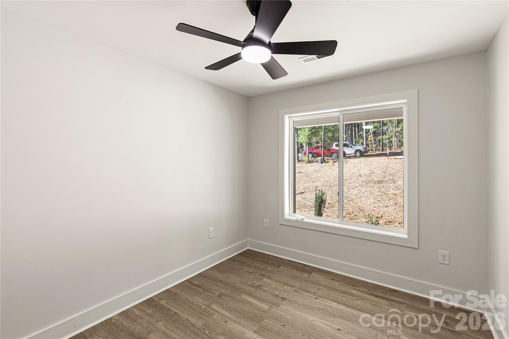 624 Fernwood Drive Property Photo 6