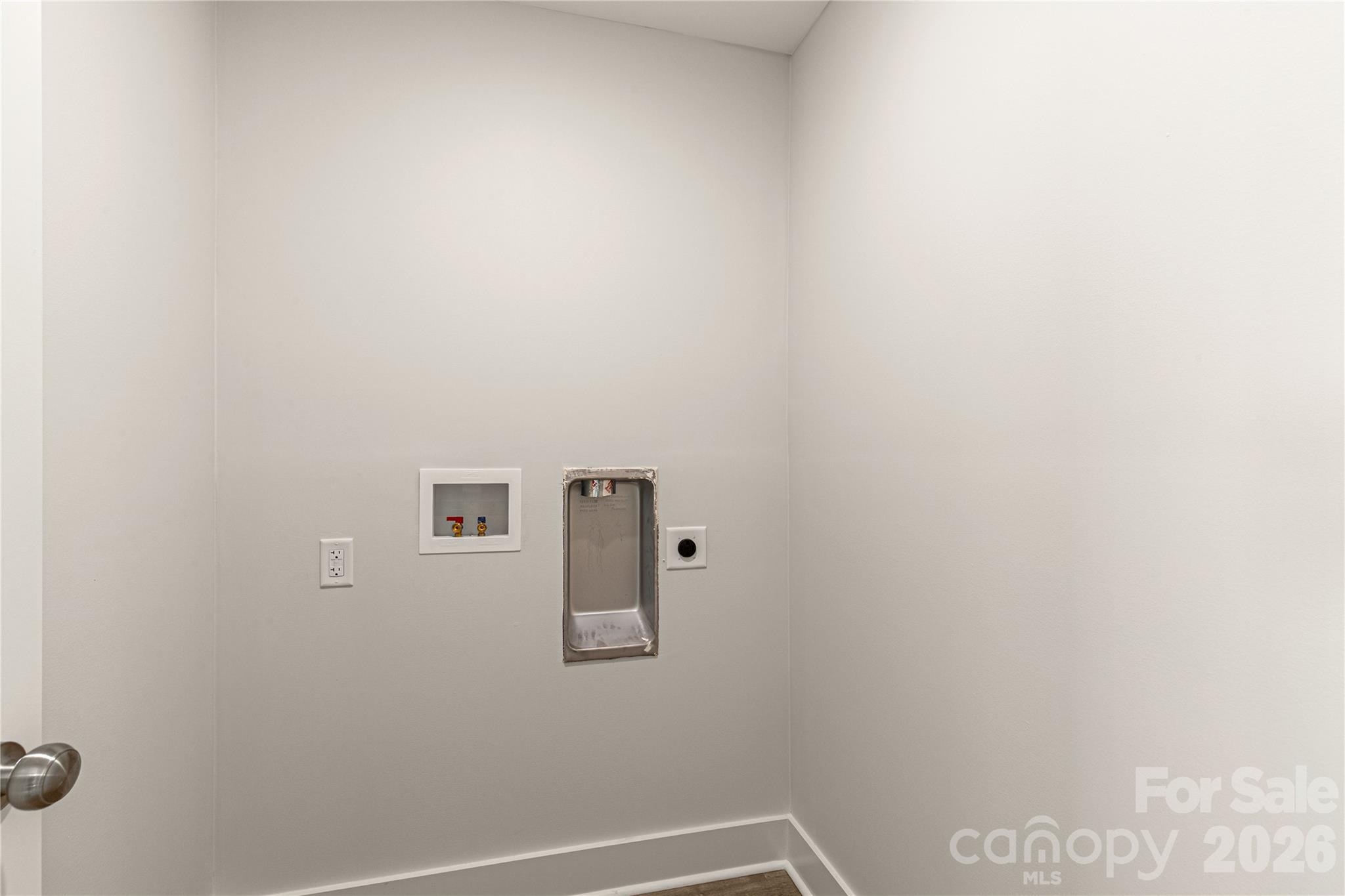 624 Fernwood Drive Property Photo 17