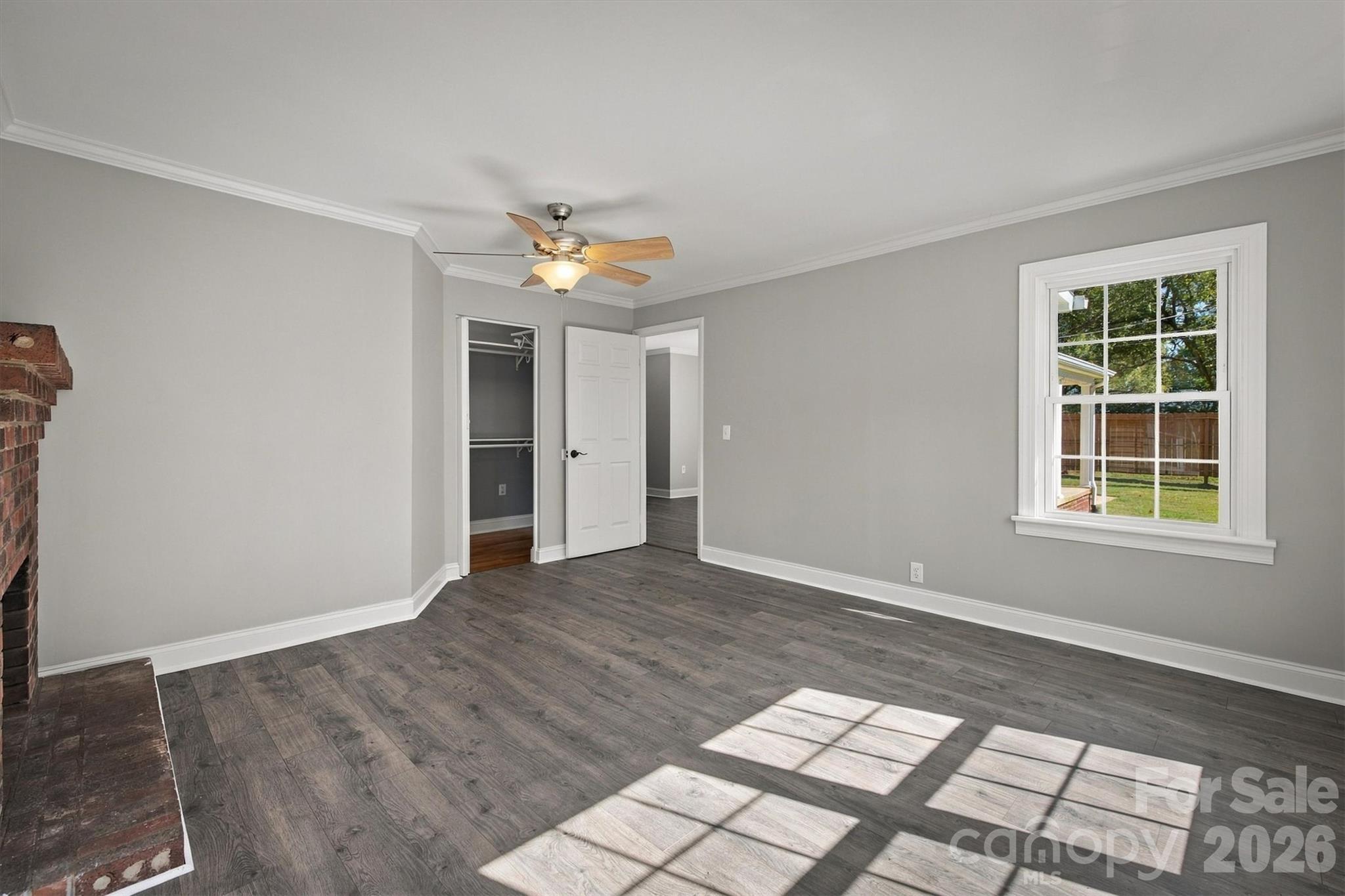 2941 Highland Drive Property Photo 3