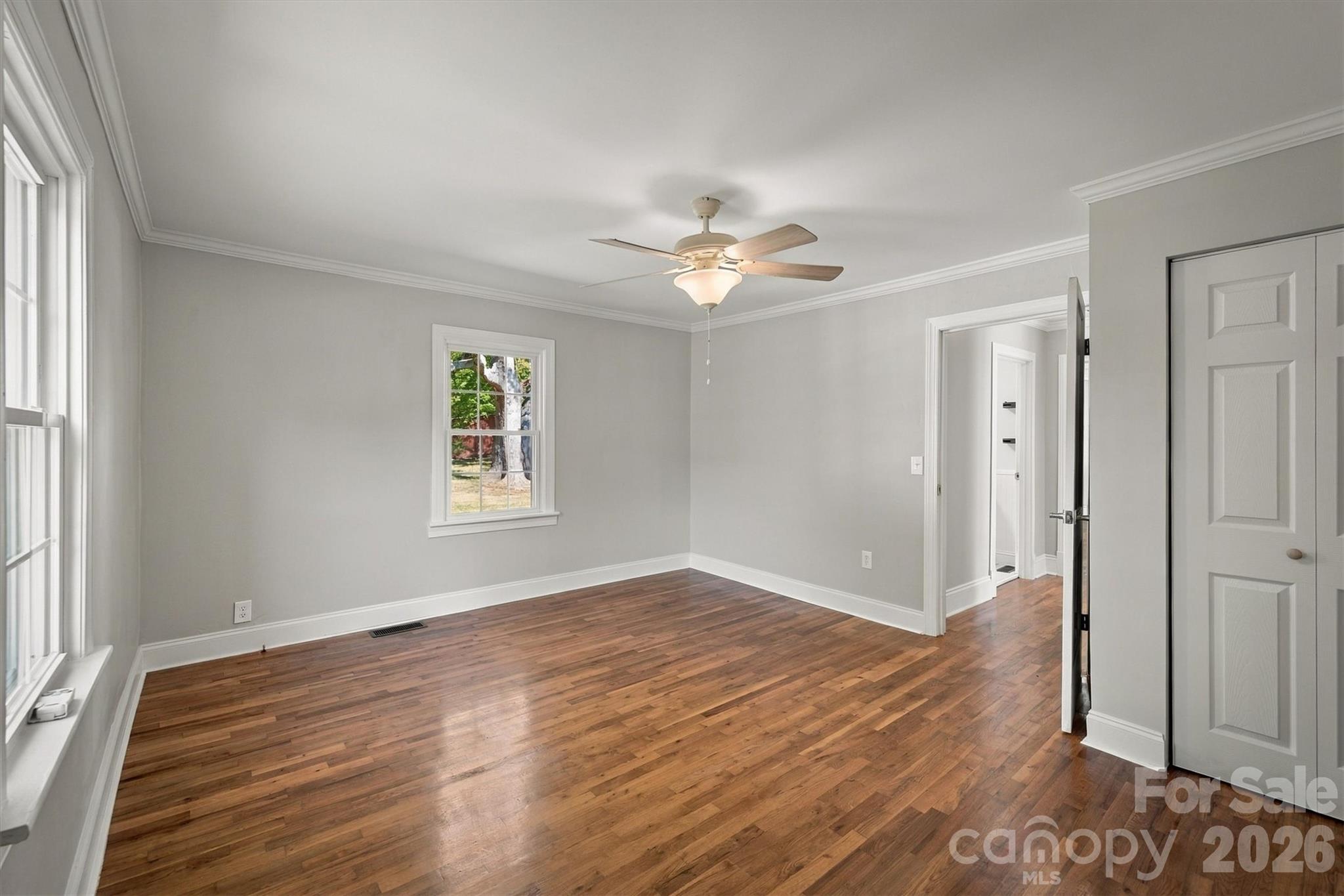 2941 Highland Drive Property Photo 10