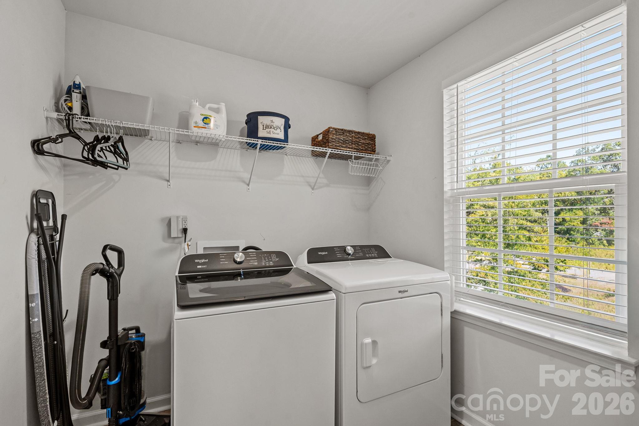 9325 Beecroft Valley Drive Property Photo 26