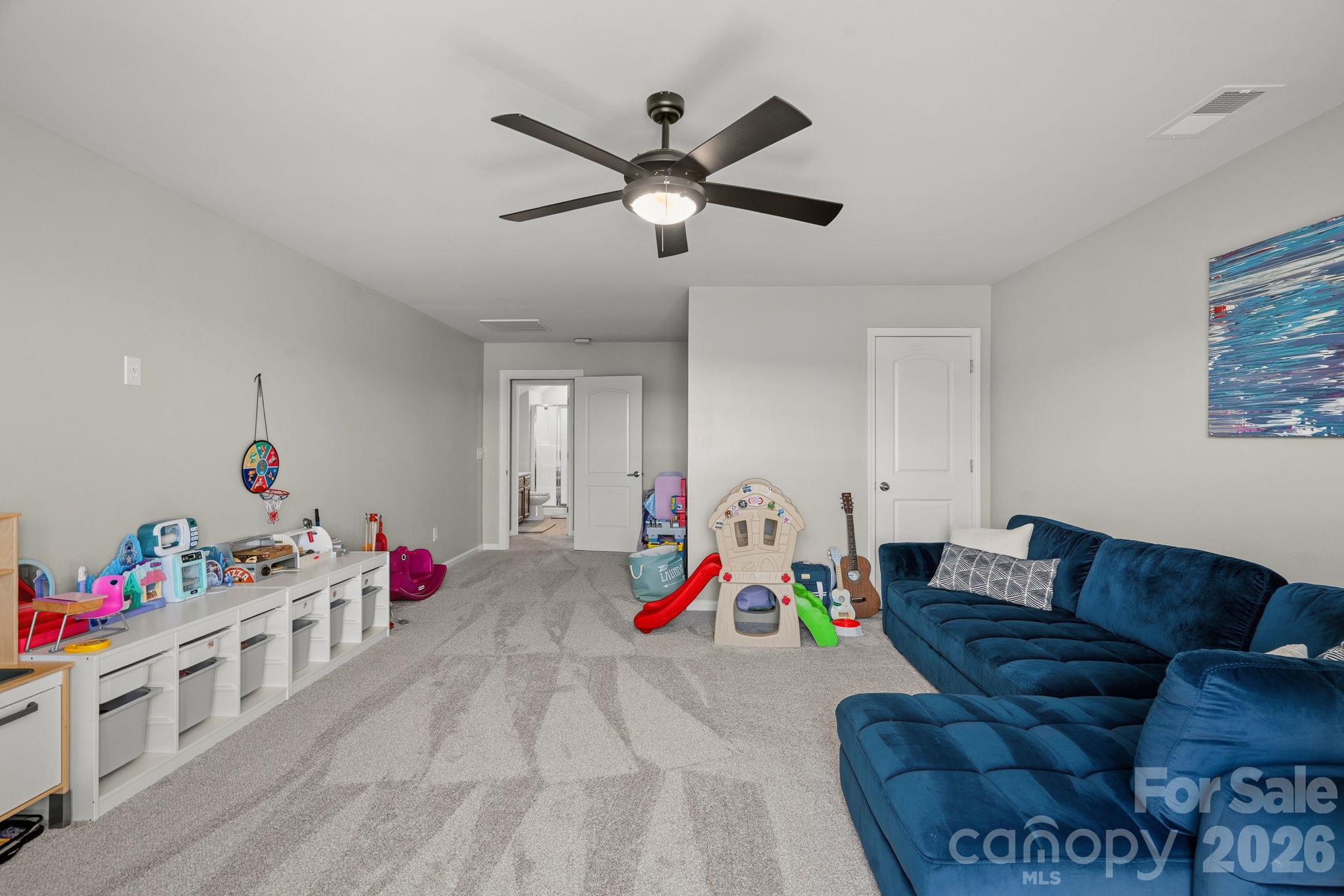 9325 Beecroft Valley Drive Property Photo 30