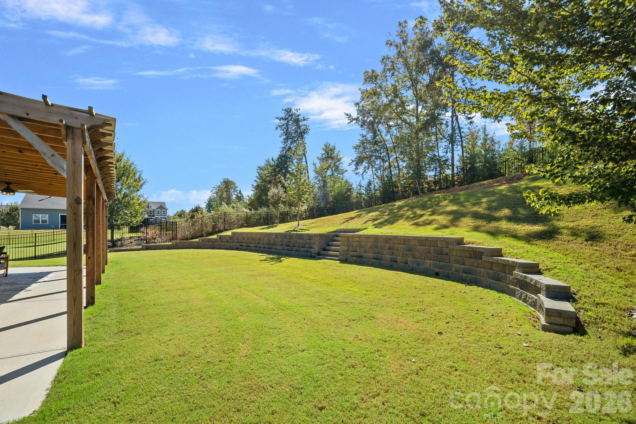 9325 Beecroft Valley Drive Property Photo 32
