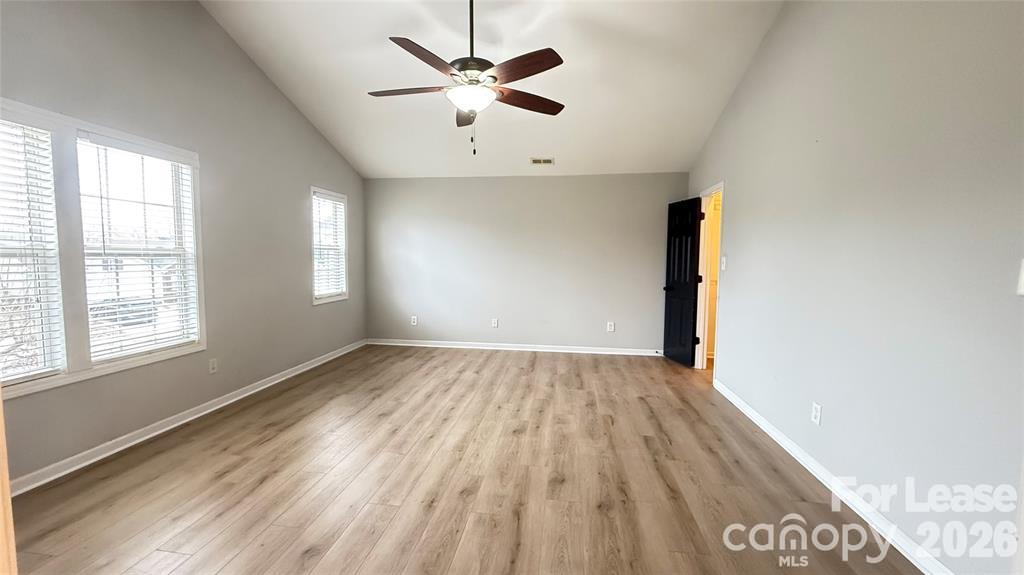 2019 Astoria Drive Property Photo 4
