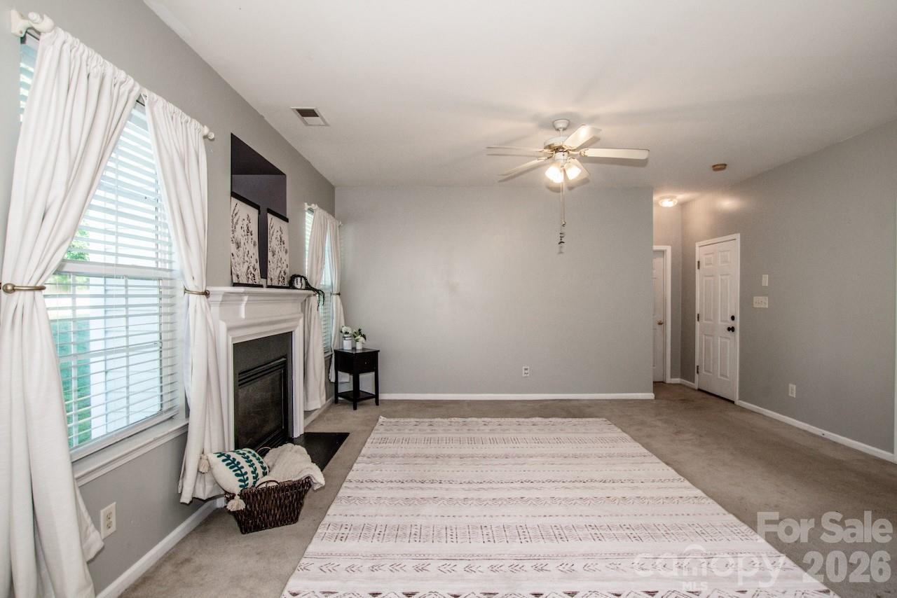 5924 Barefoot Lane Property Photo 10