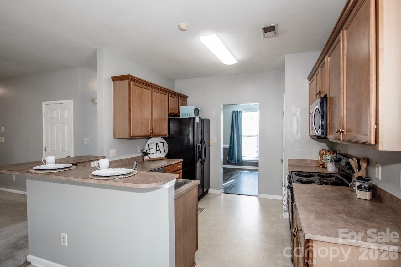 5924 Barefoot Lane Property Photo 16