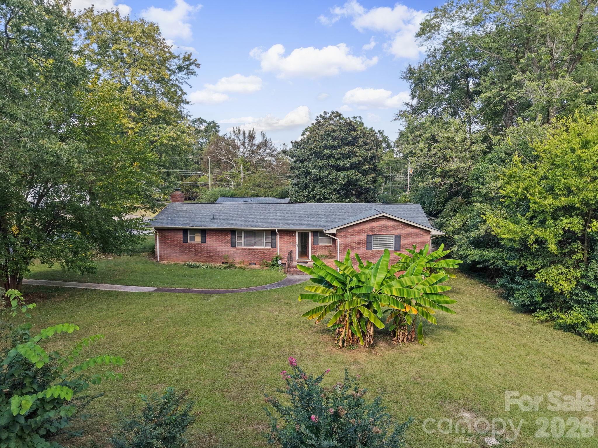 701 Denning Place Property Photo 1