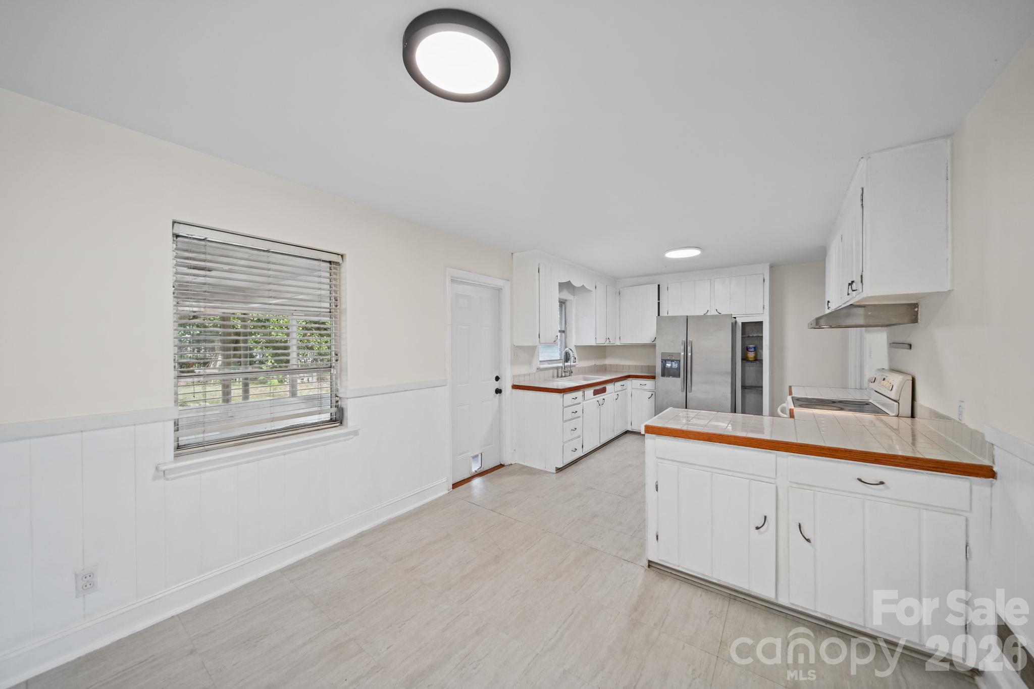 701 Denning Place Property Photo 8