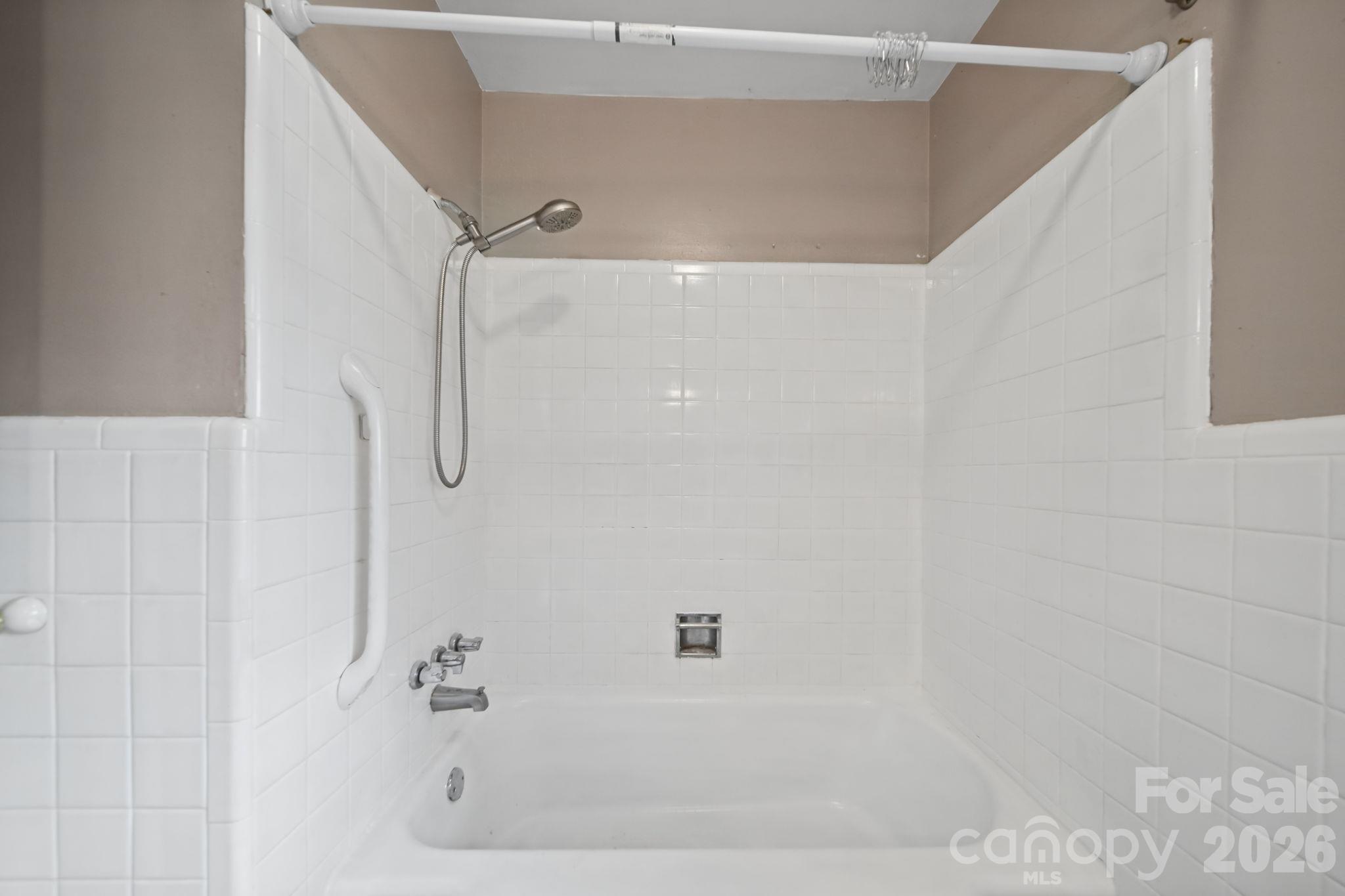 701 Denning Place Property Photo 14