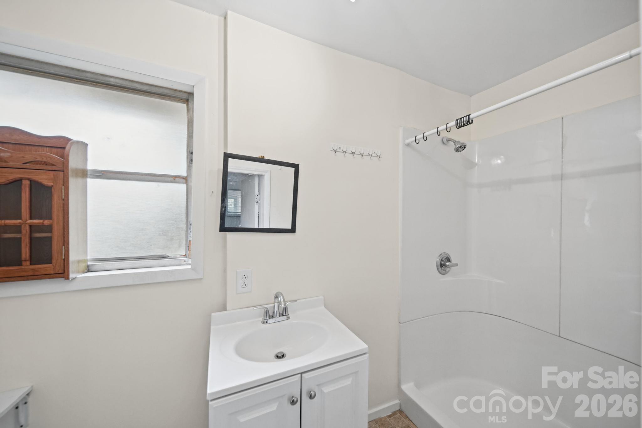 701 Denning Place Property Photo 32