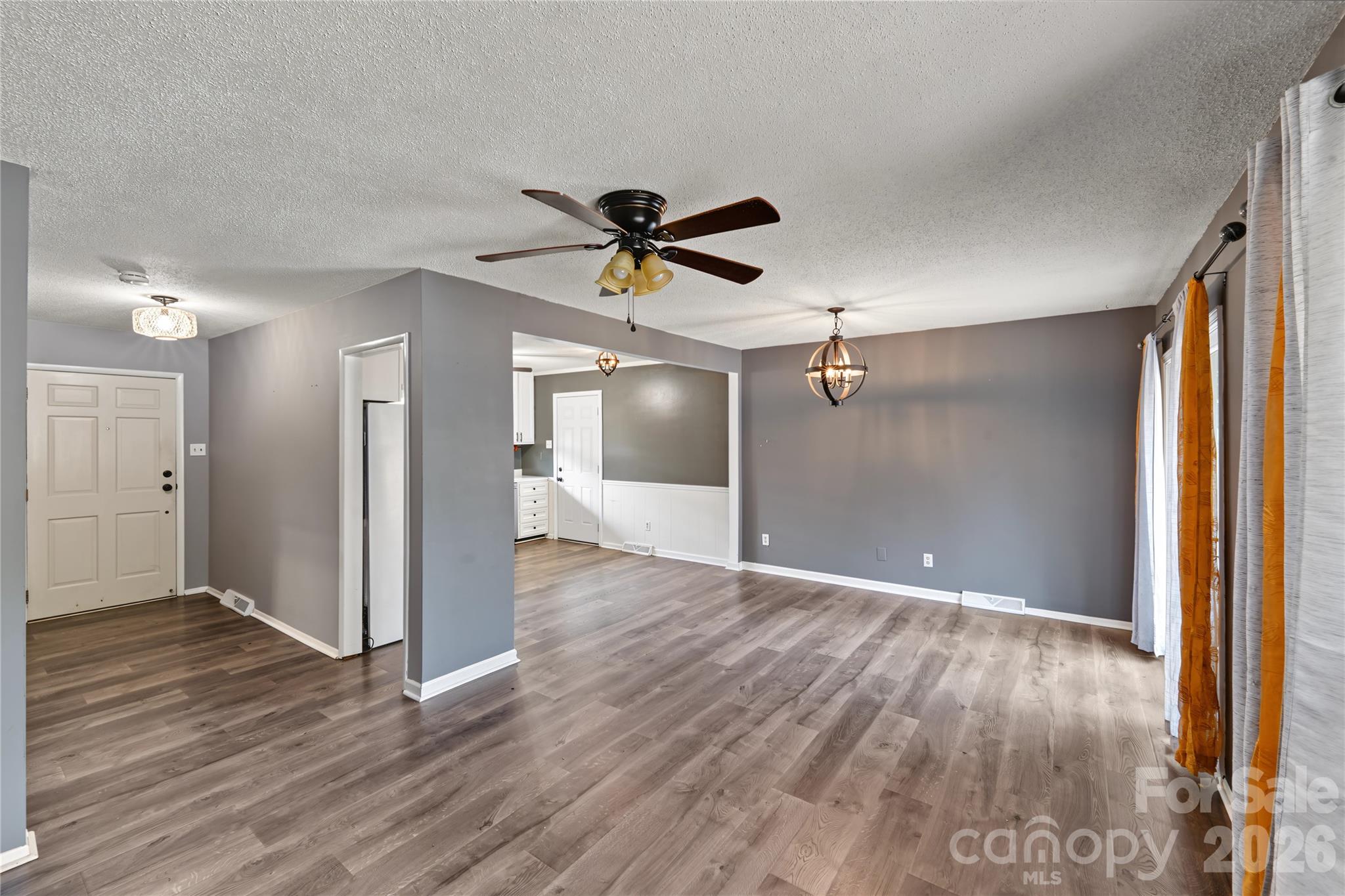 206 King Henry Lane Property Photo 12