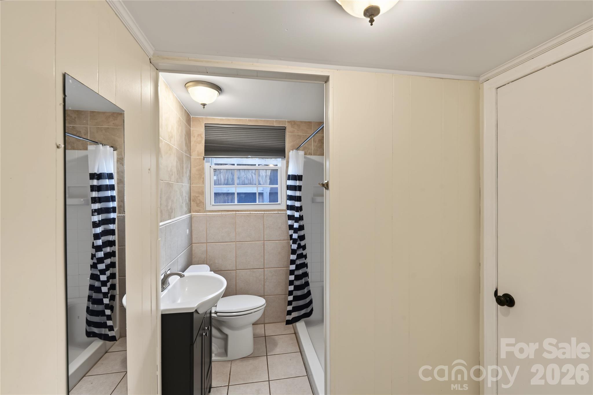 206 King Henry Lane Property Photo 17