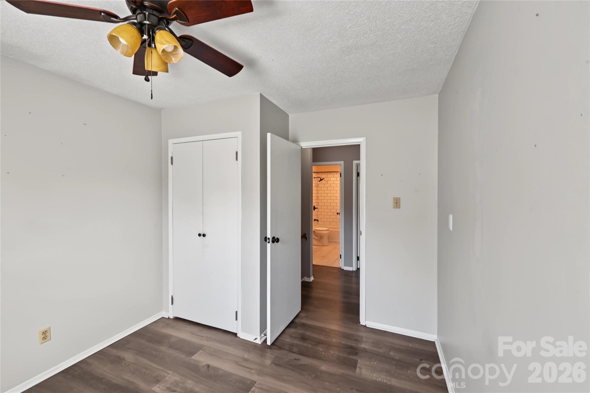 206 King Henry Lane Property Photo 20