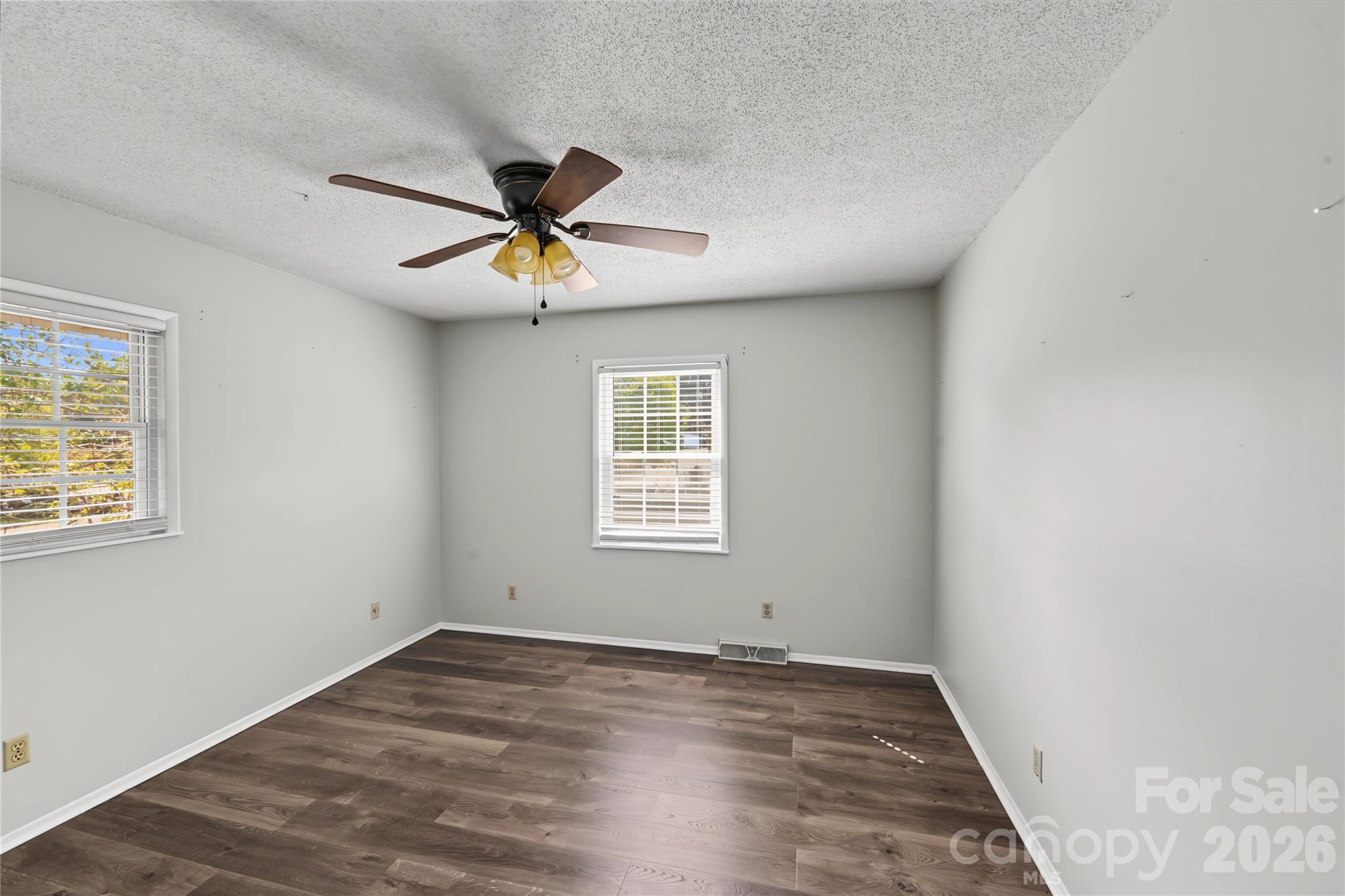206 King Henry Lane Property Photo 21