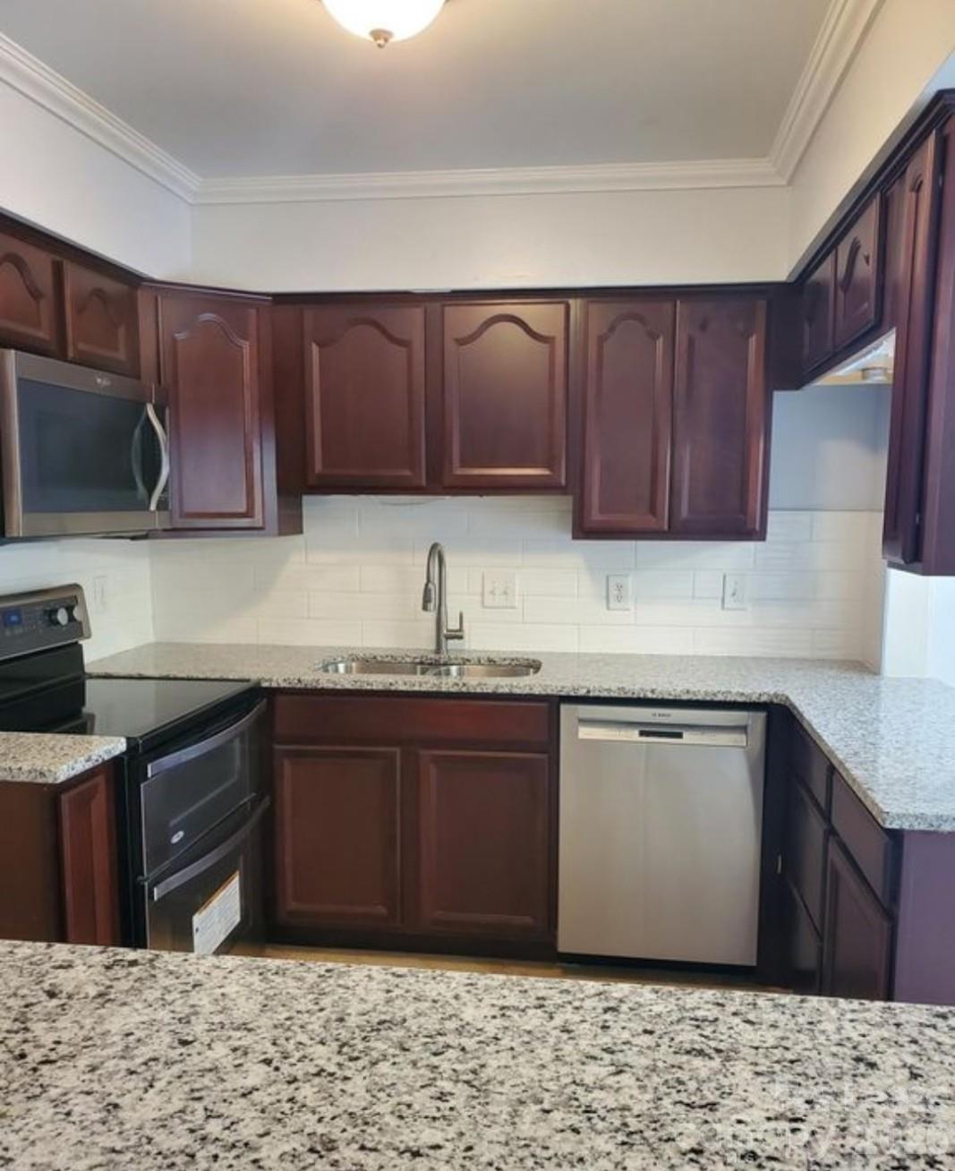 8012 Horse Chestnut Lane Property Photo 3